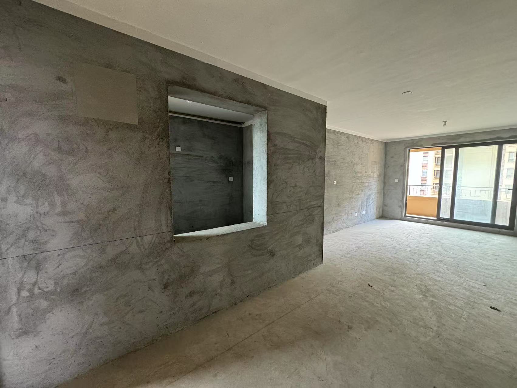 保利香槟国际 4室2厅2卫 143.35m²
