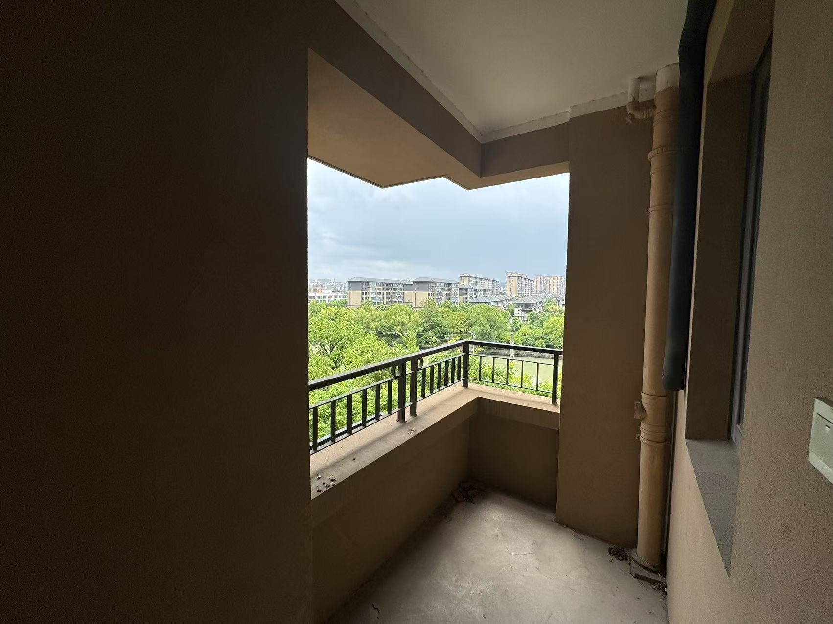 保利香槟国际 4室2厅2卫 143.35m&sup2;