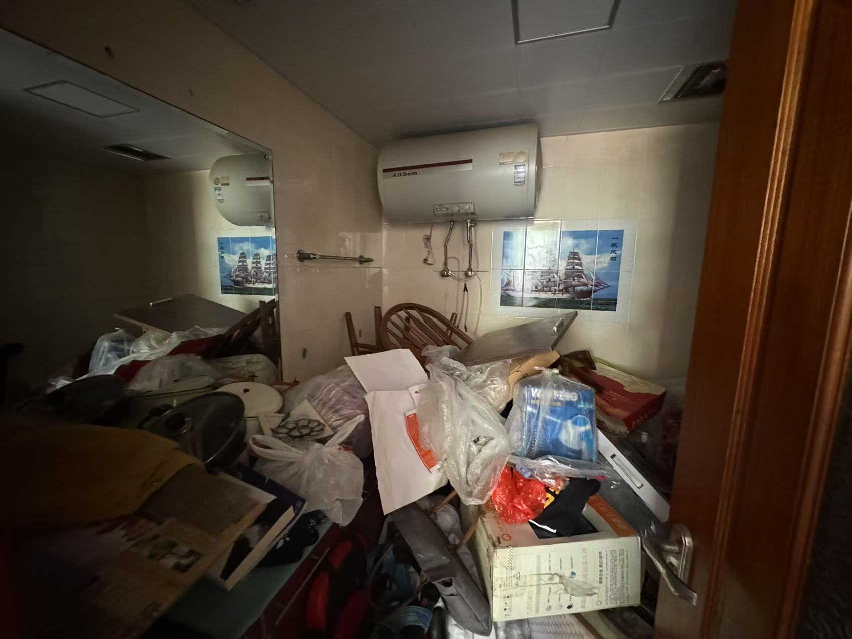翡翠花园 3室2厅2卫 158m&sup2;
