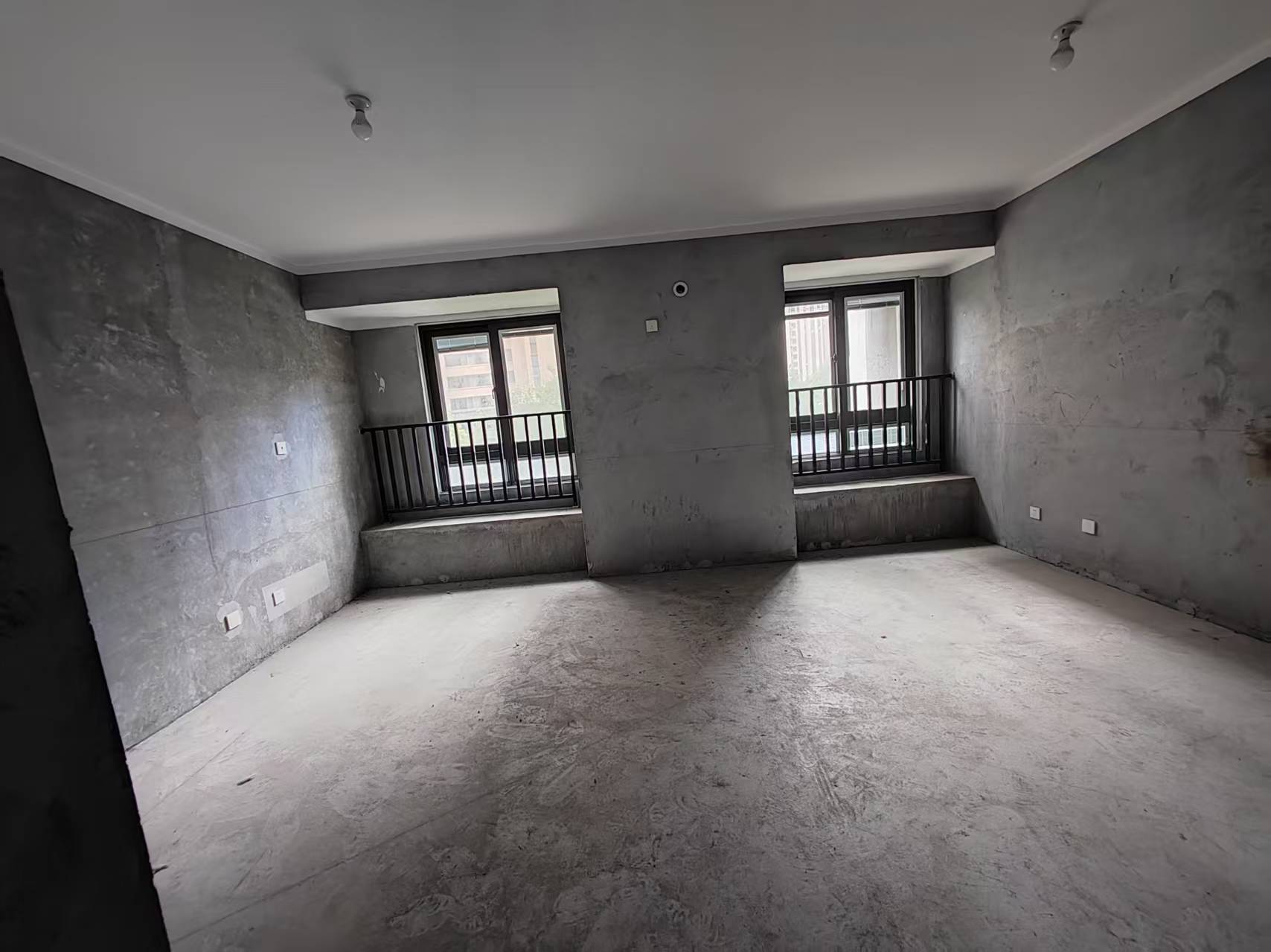 保利香槟国际 3室2厅1卫 100m&sup2;