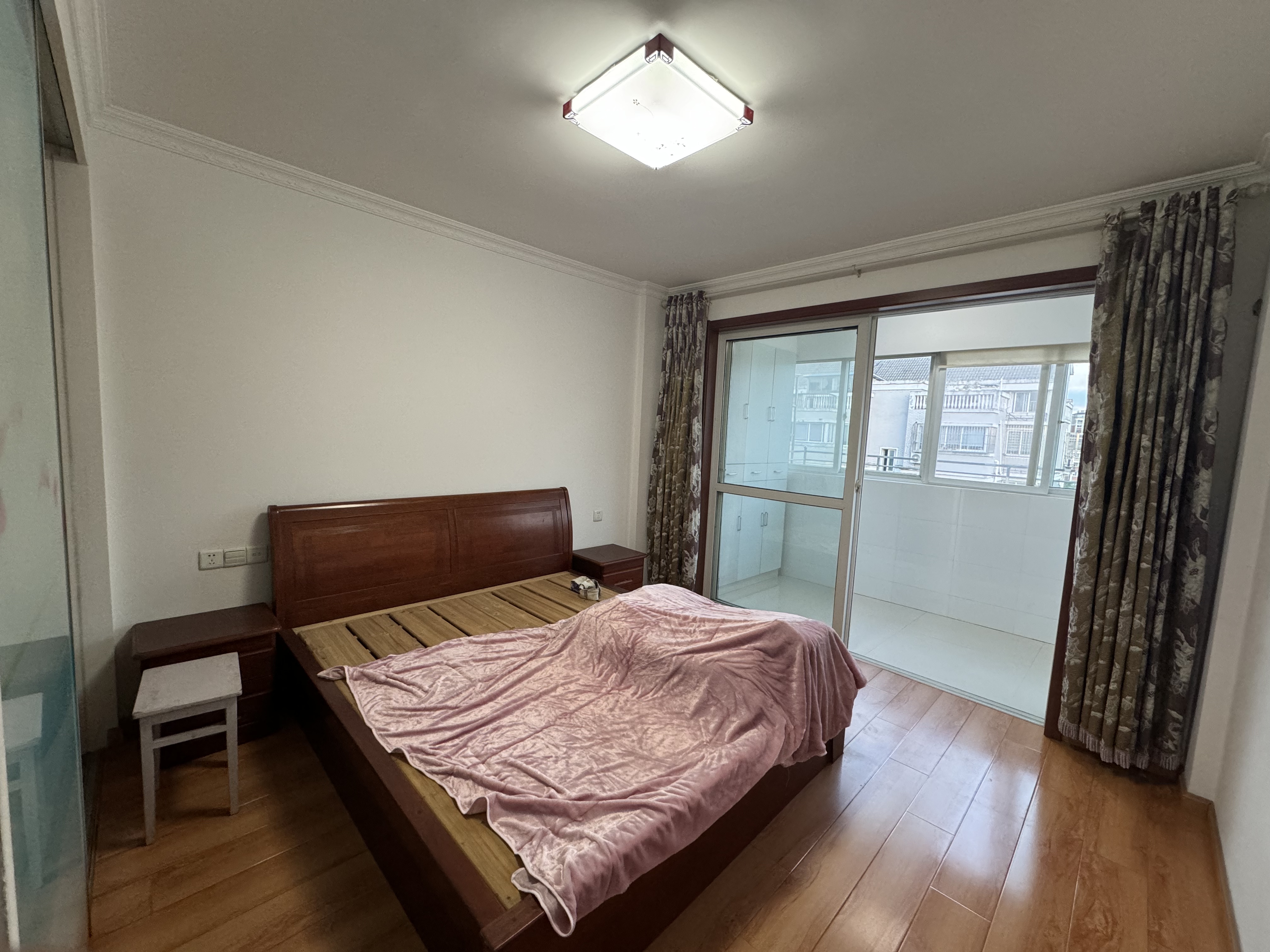 公园佳苑北区 3室2厅1卫 82m&sup2;