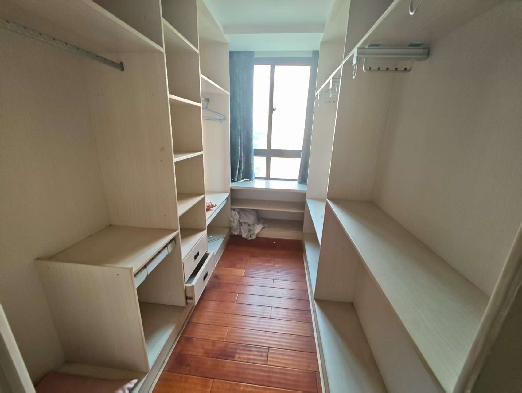 帝奥世伦名郡 3室2厅1卫 140.00m&sup2;