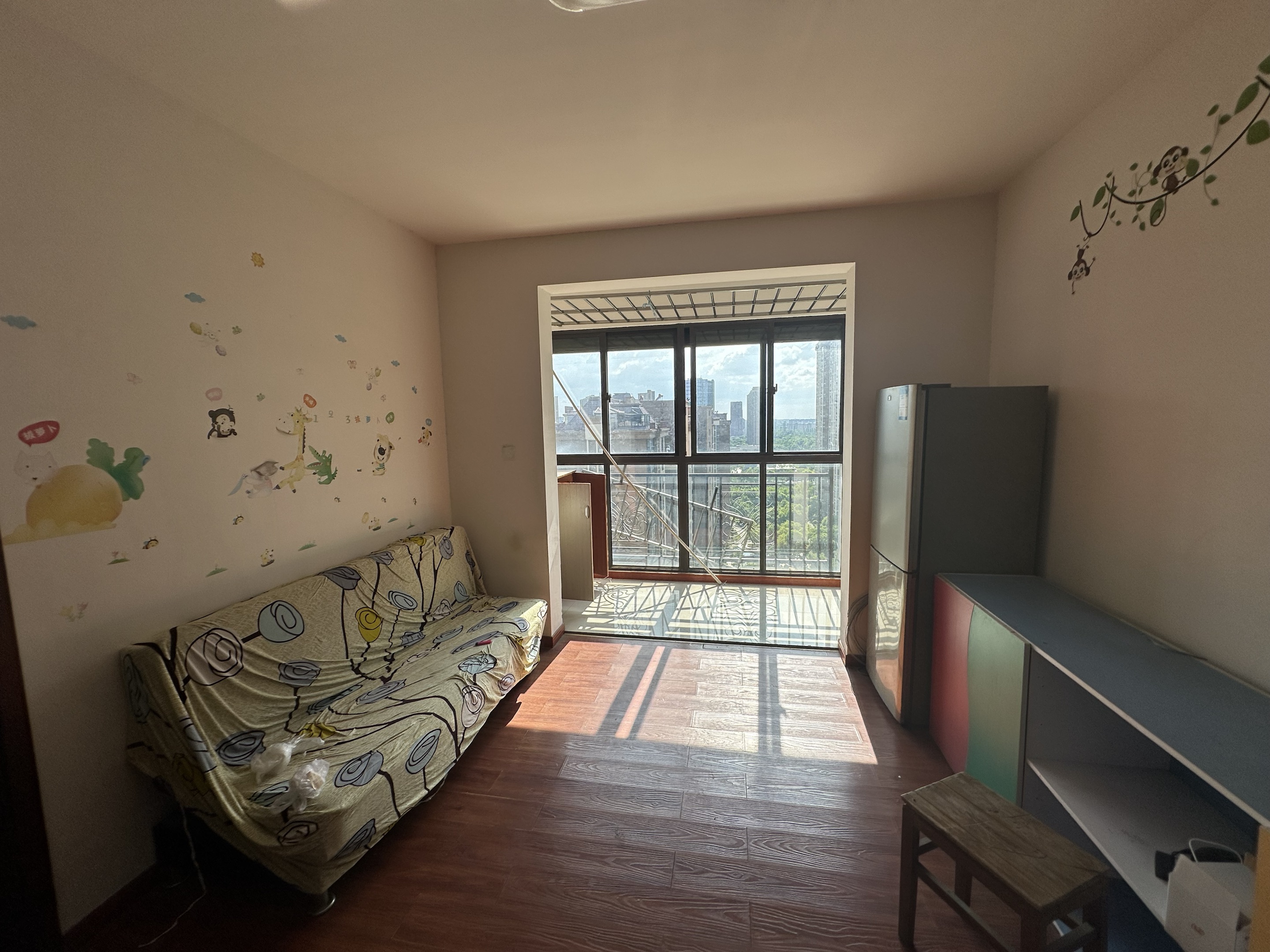 御景澜庭 3室2厅1卫 106m&sup2;