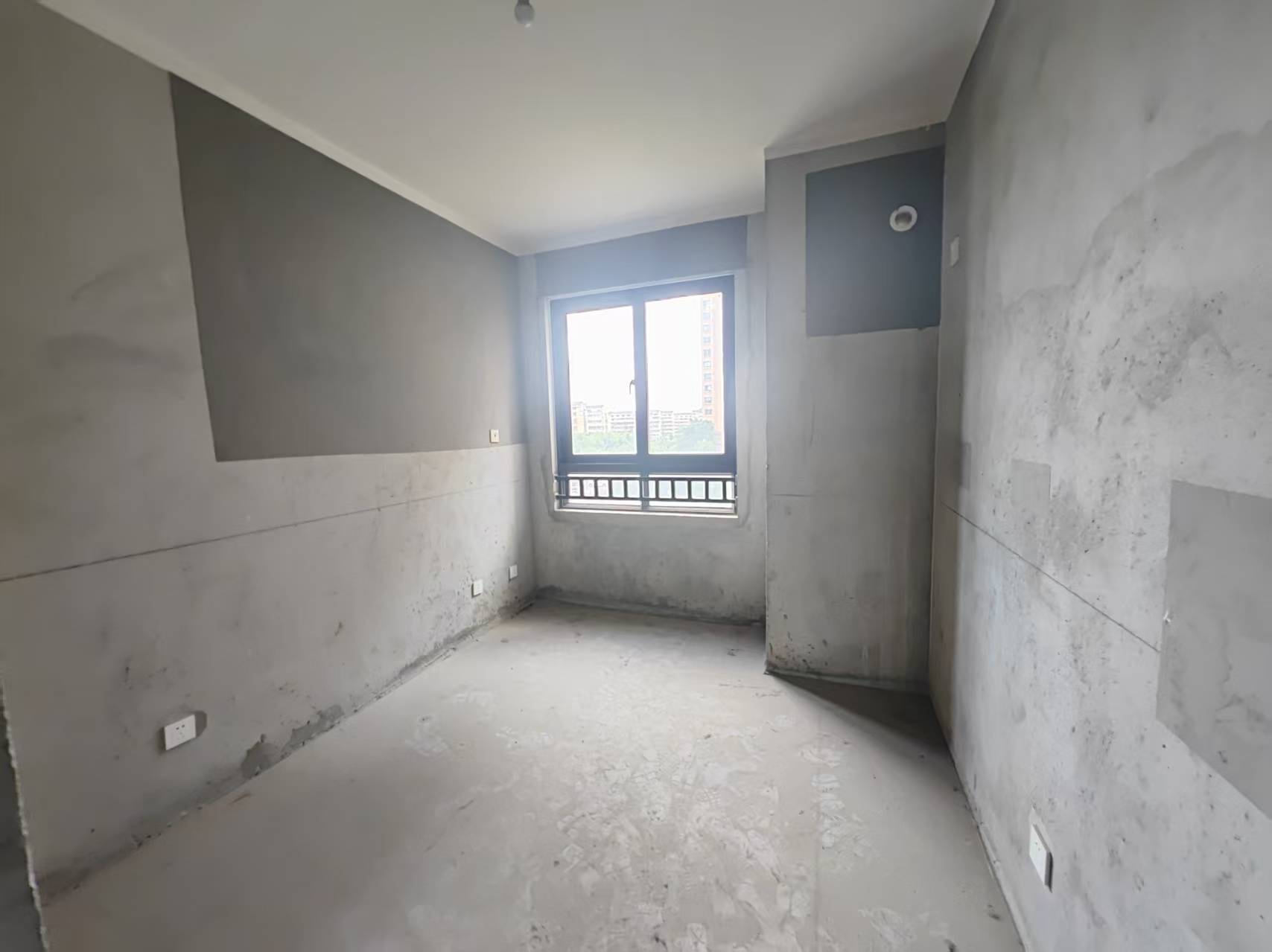 保利香槟国际 4室2厅2卫 139.56m&sup2;