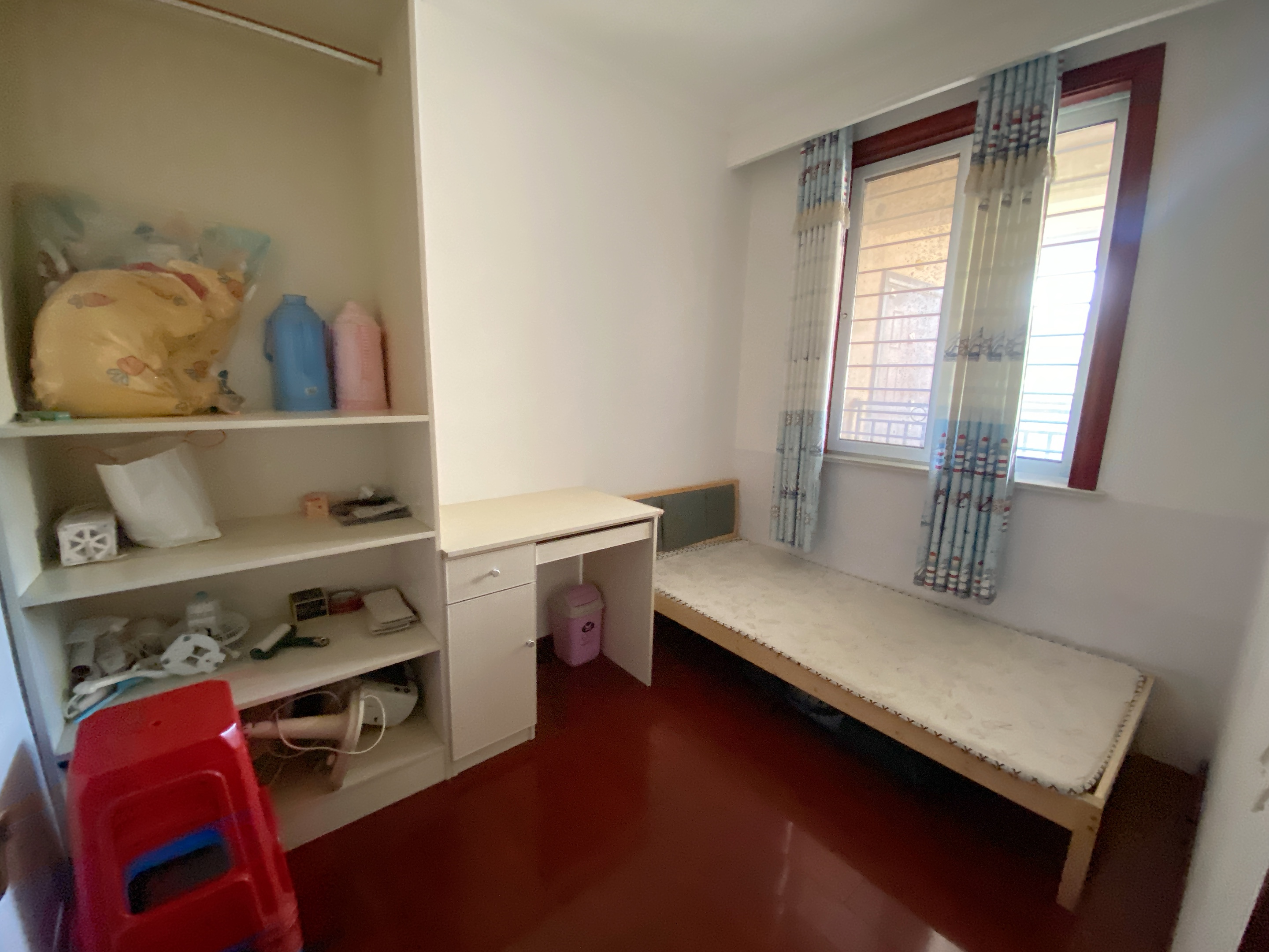 中南世纪花城三期 3室2厅1卫 102.68m&sup2;