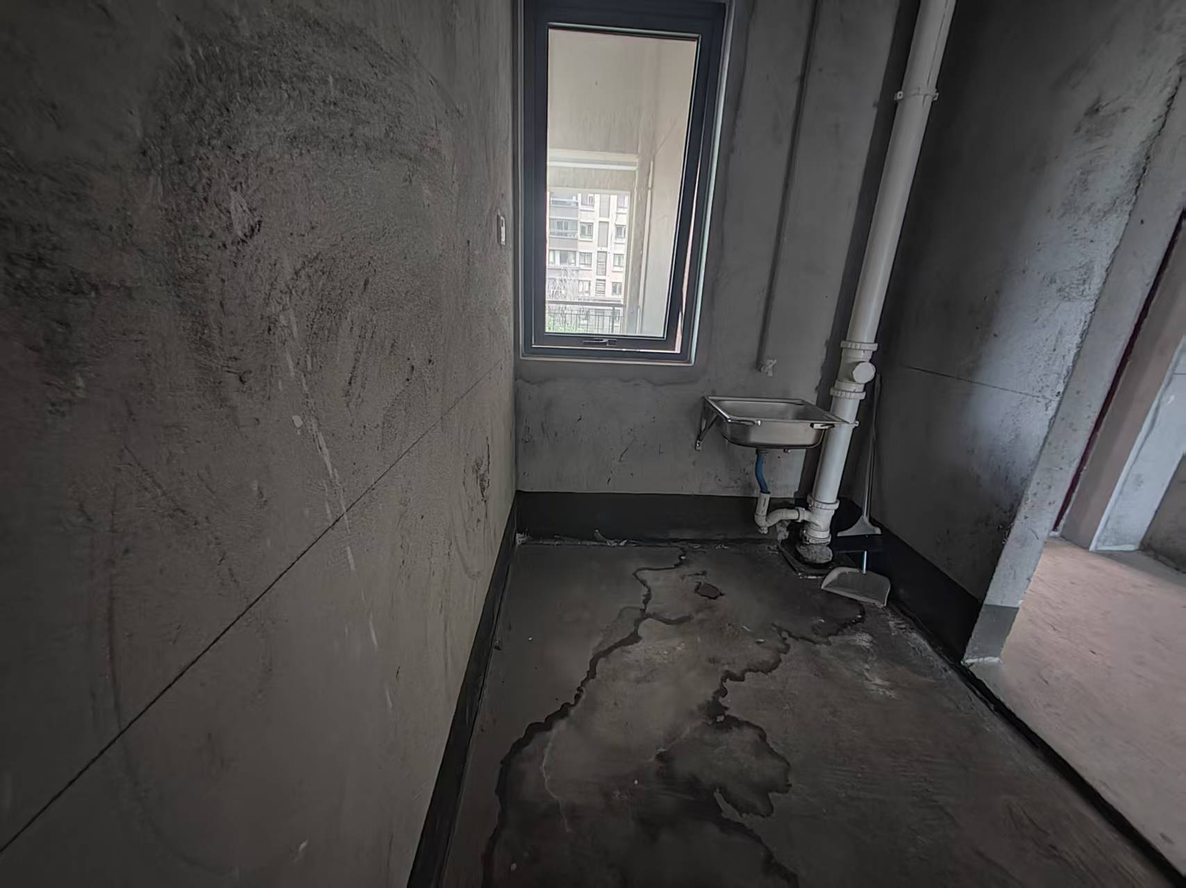 保利香槟国际 4室2厅2卫 139.73m&sup2;