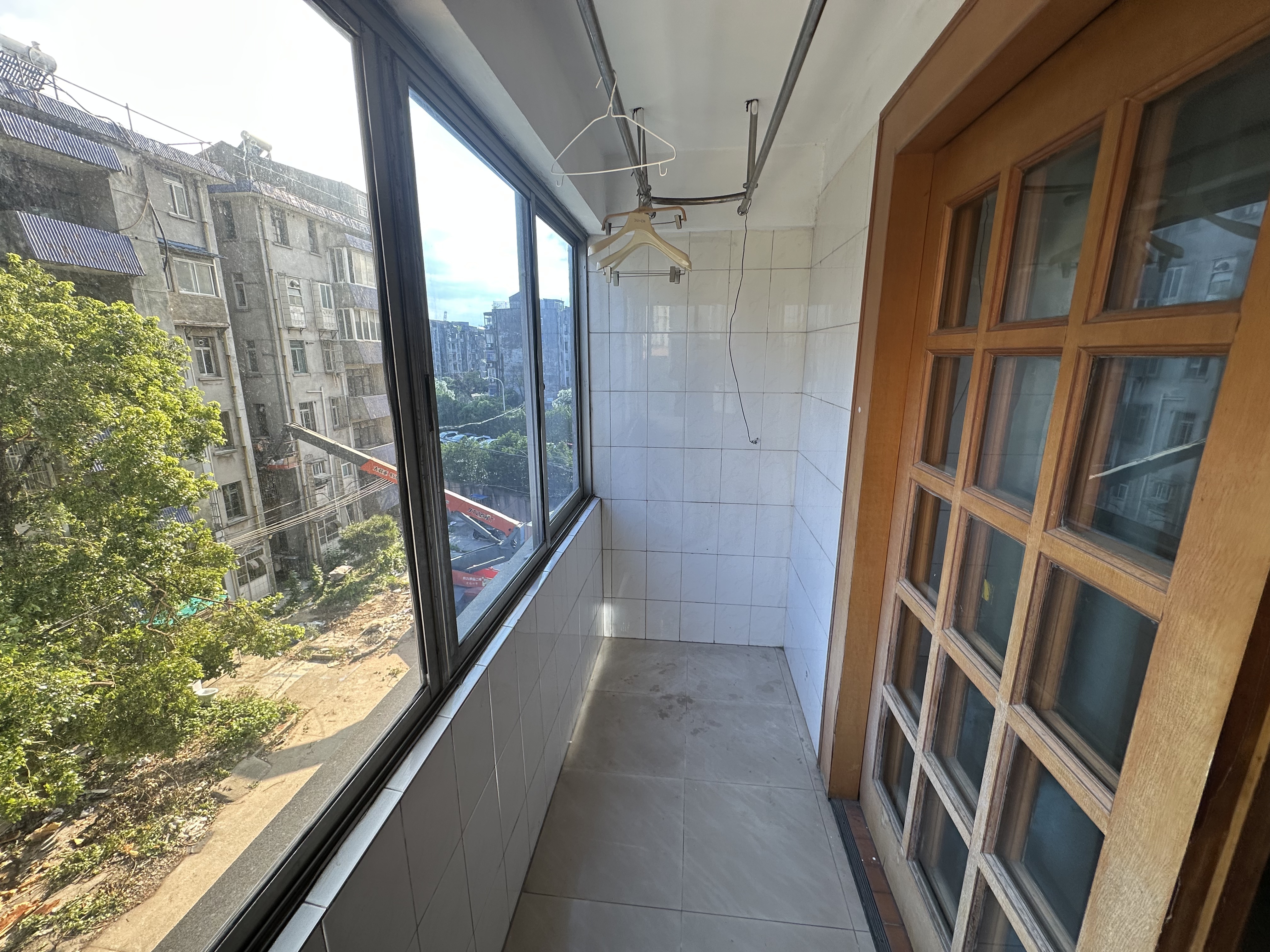 虹桥东村 2室1厅1卫 74m&sup2;