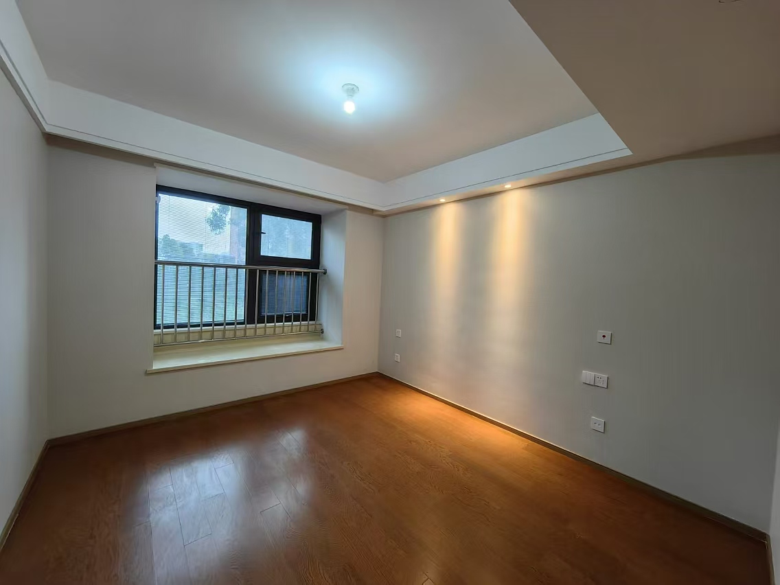 万濠禧园 3室2厅2卫 125.37m&sup2;