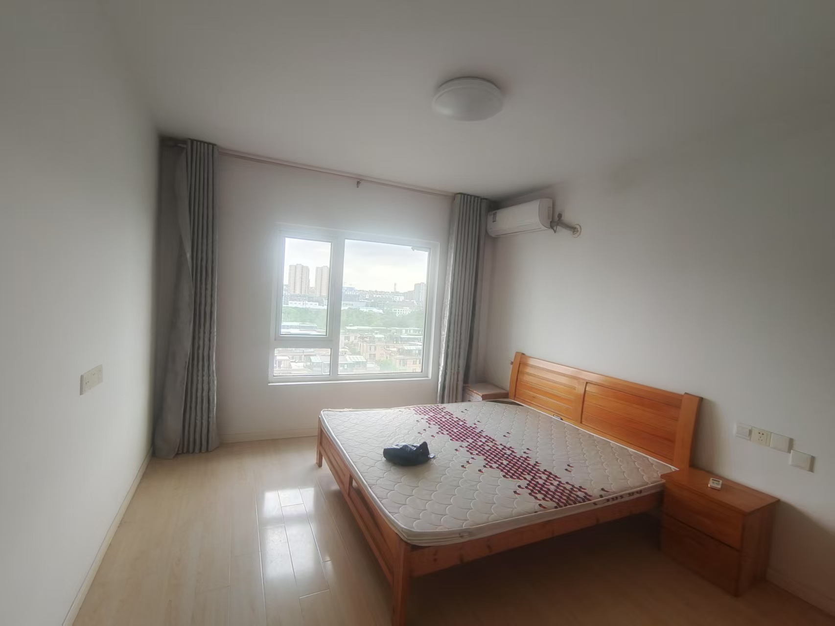 景瑞望府 2室2厅1卫 85.00m&sup2;