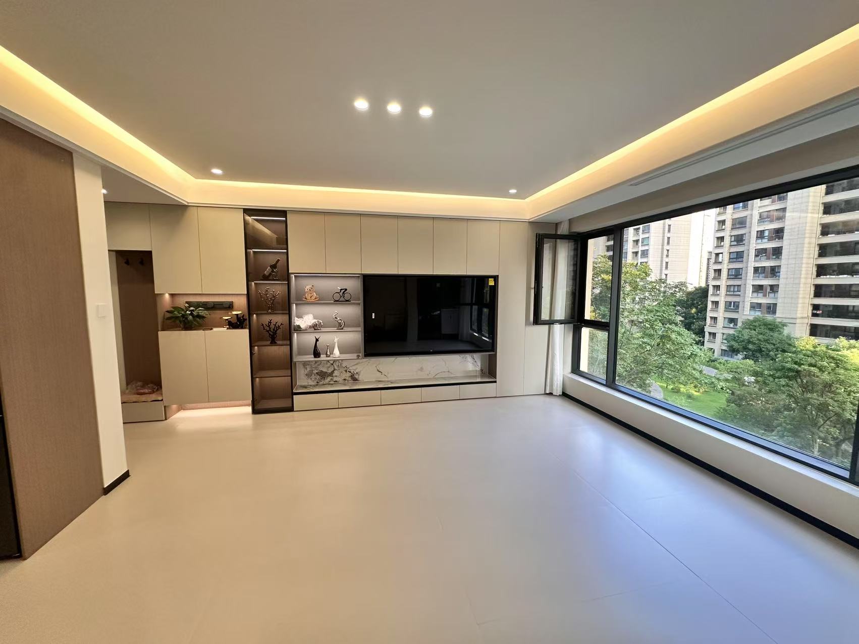 世茂新界 3室2厅2卫 89.00m²