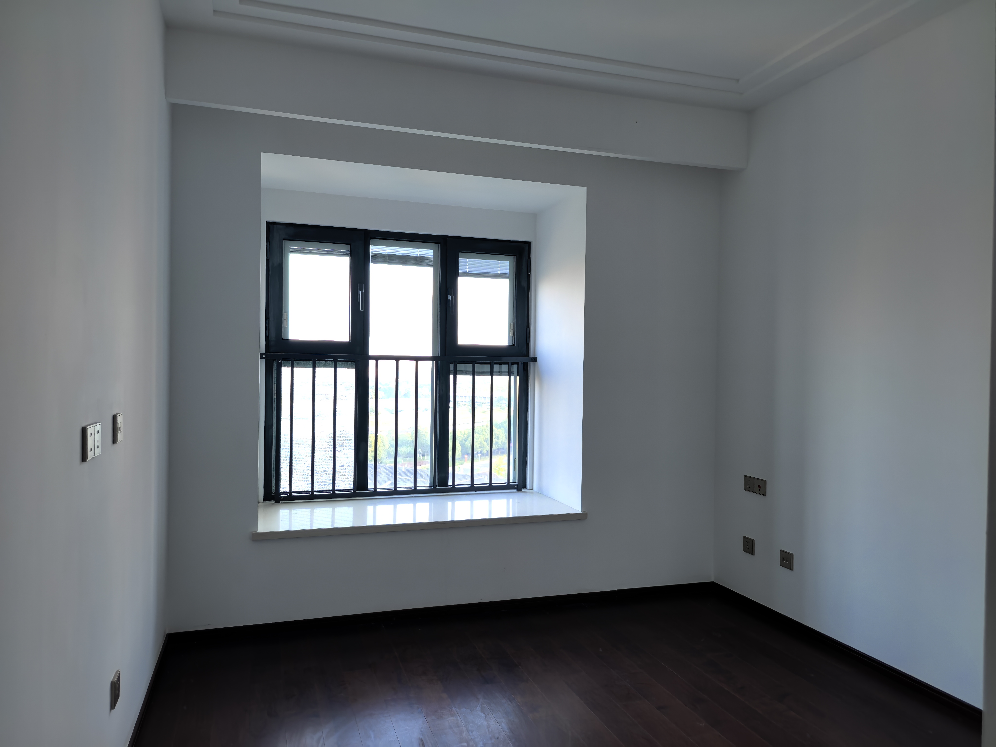 春江阅 4室2厅2卫 143m&sup2;