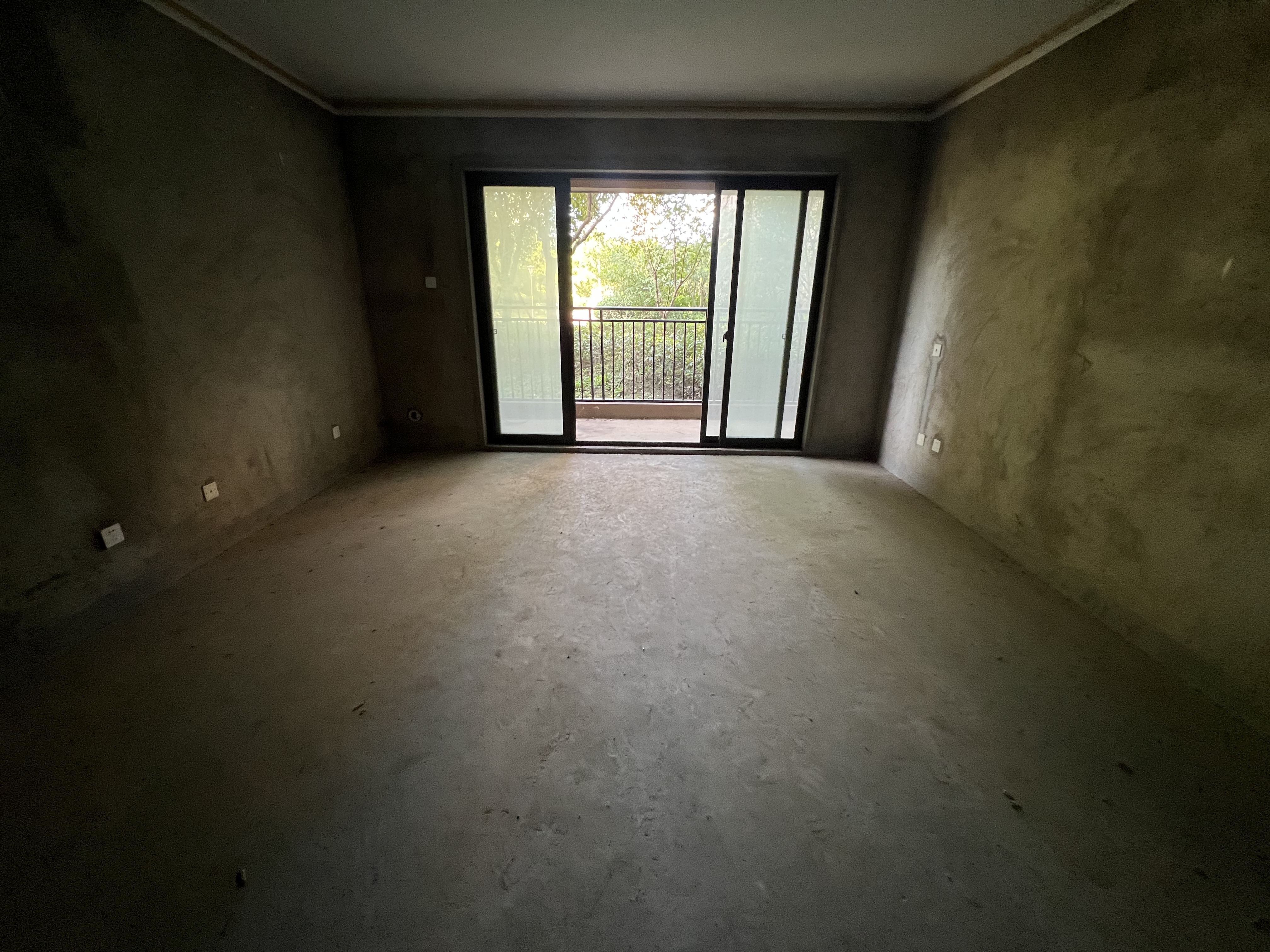华强城四期 4室2厅2卫 359m&sup2;