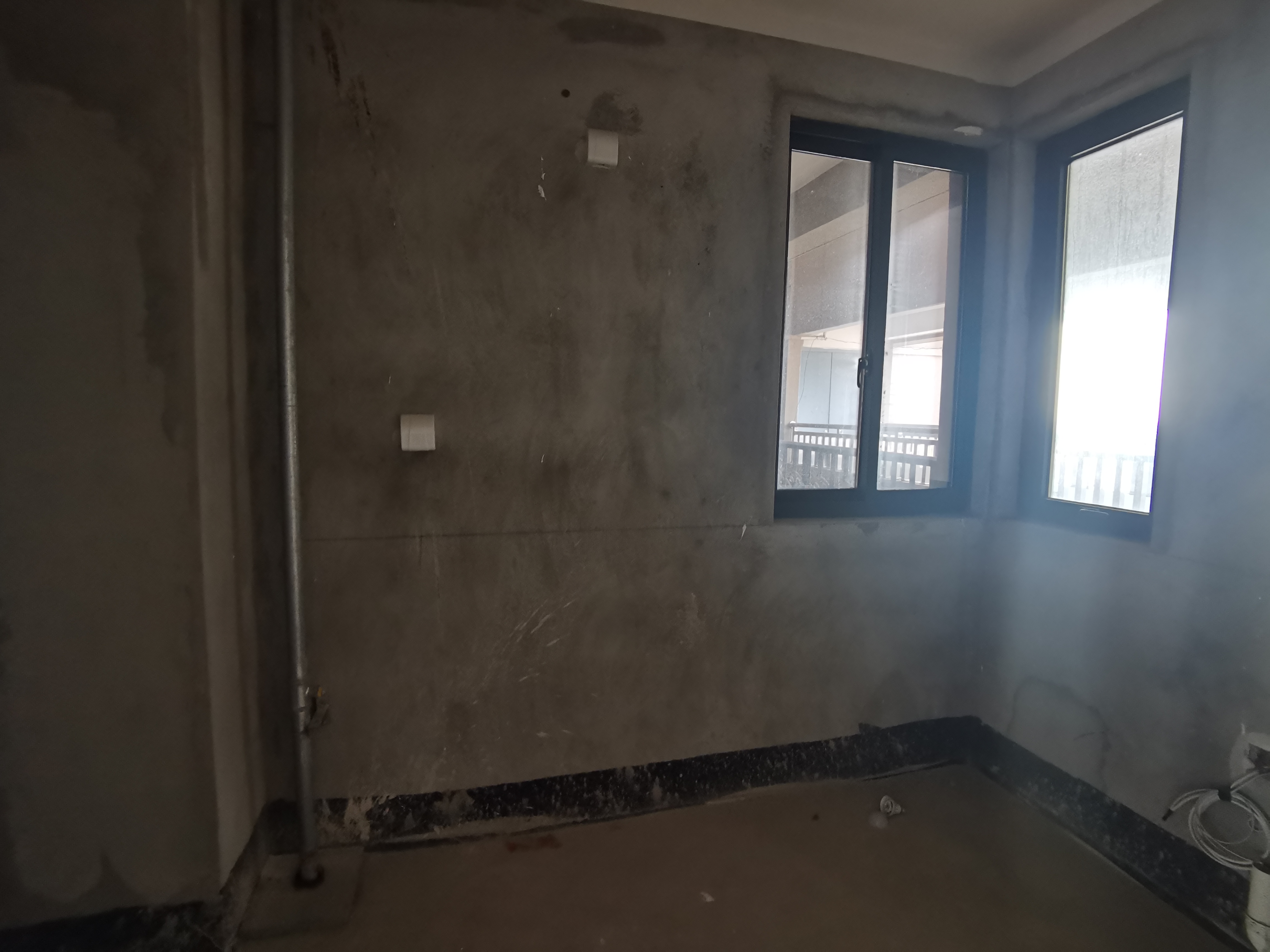 地纬金樽花园 2室2厅1卫 75m&sup2;
