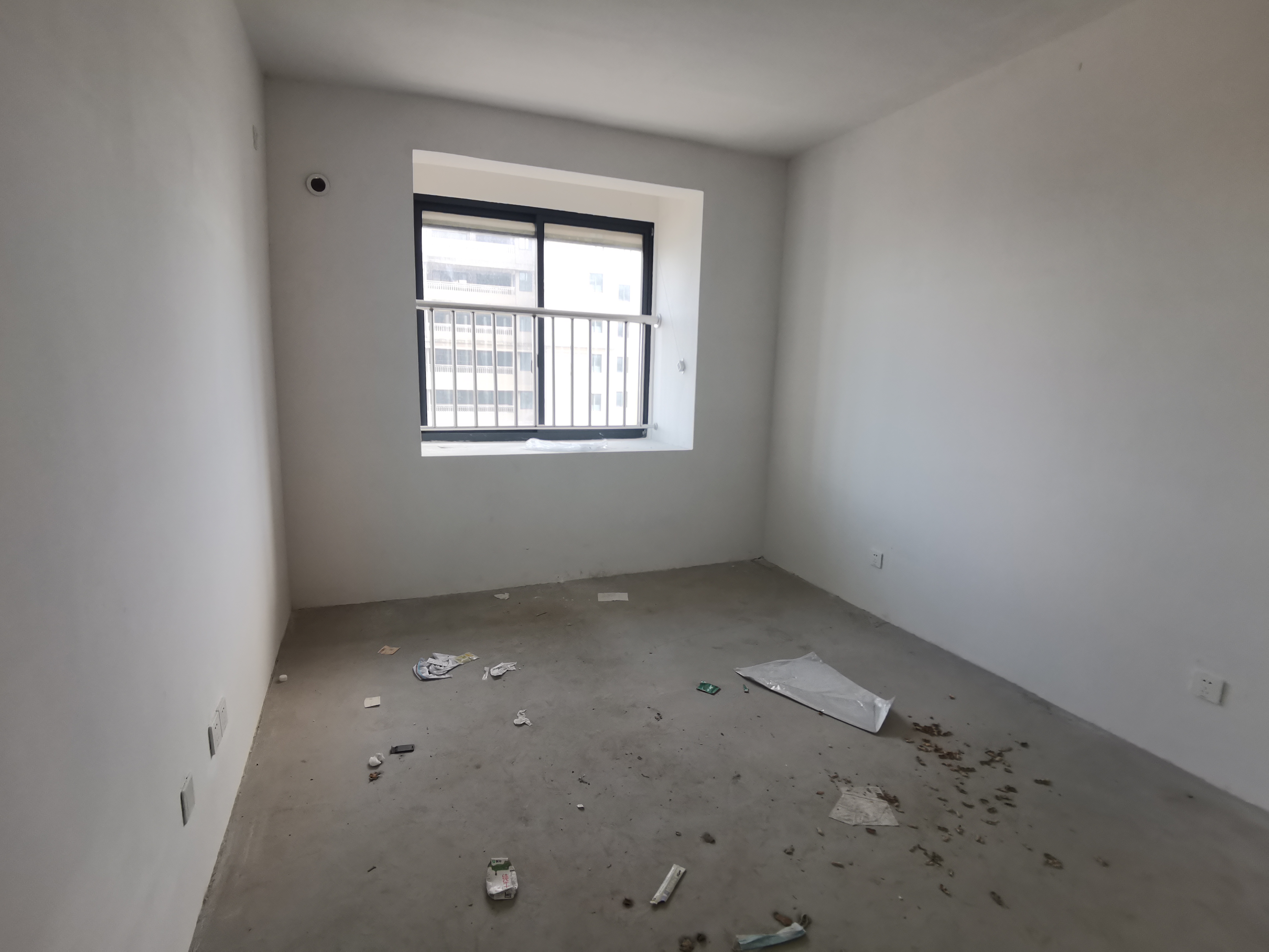 地纬金樽花园 2室2厅1卫 75m&sup2;