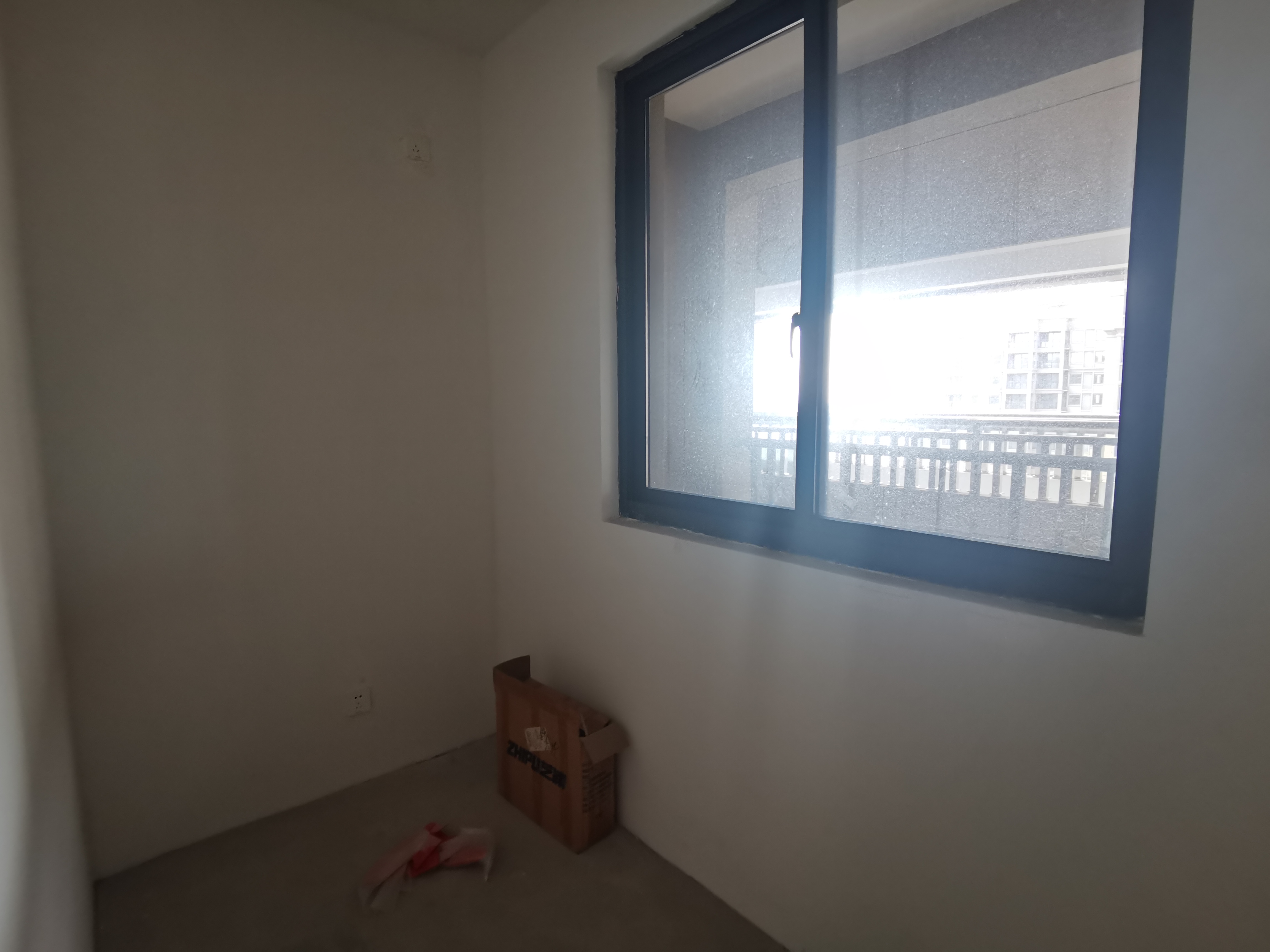地纬金樽花园 2室2厅1卫 75m&sup2;