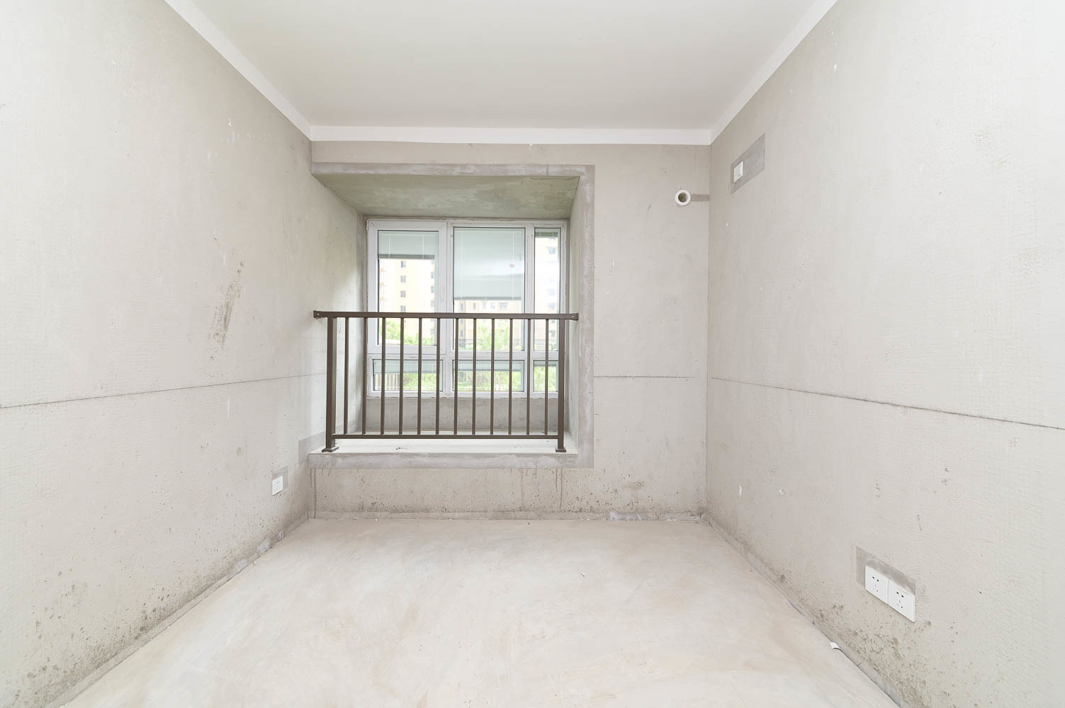 佳源都市 3室2厅2卫 98.00m&sup2;