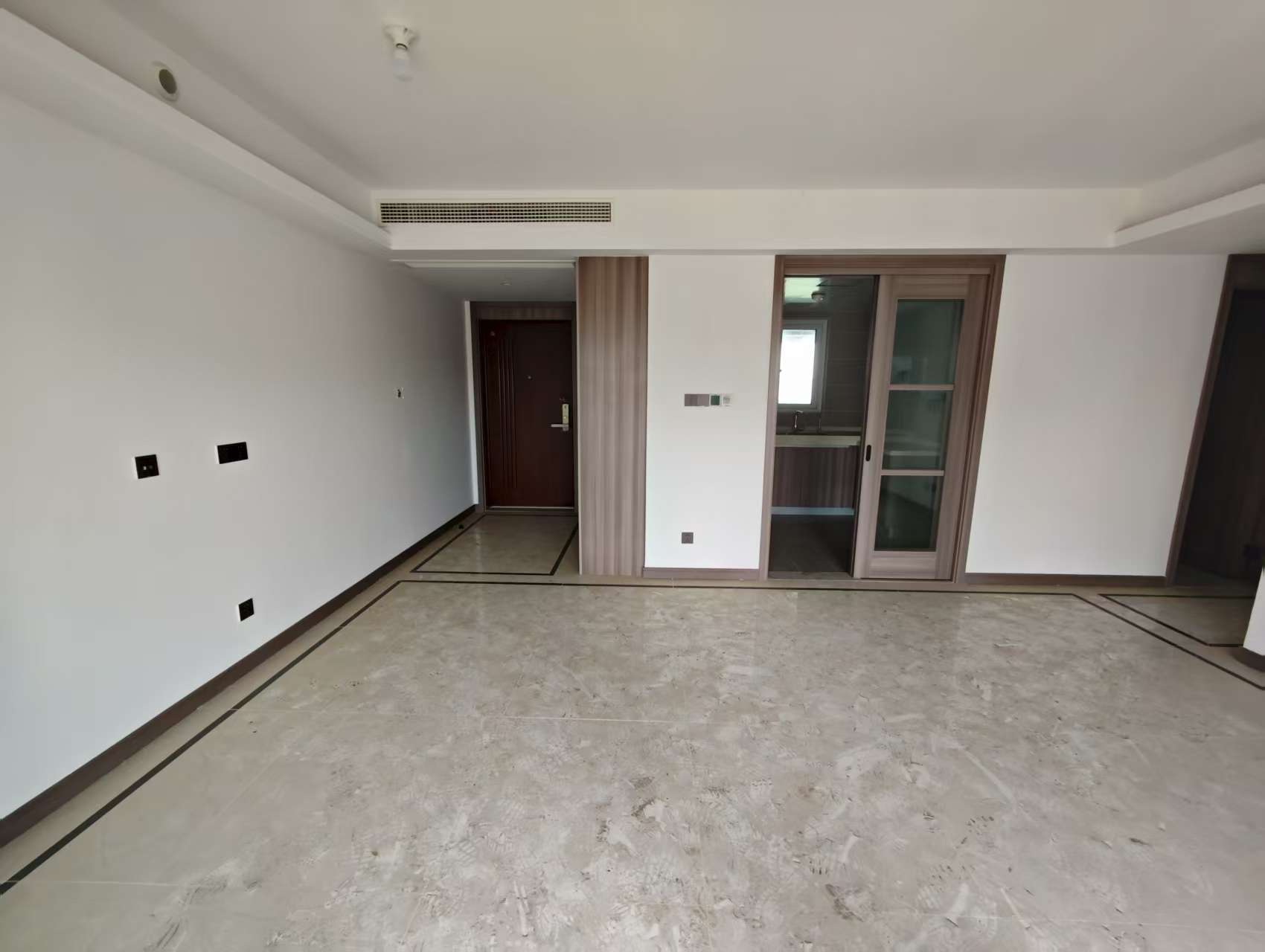 世茂云锦(九龙庭广场) 3室2厅2卫 106m&sup2;