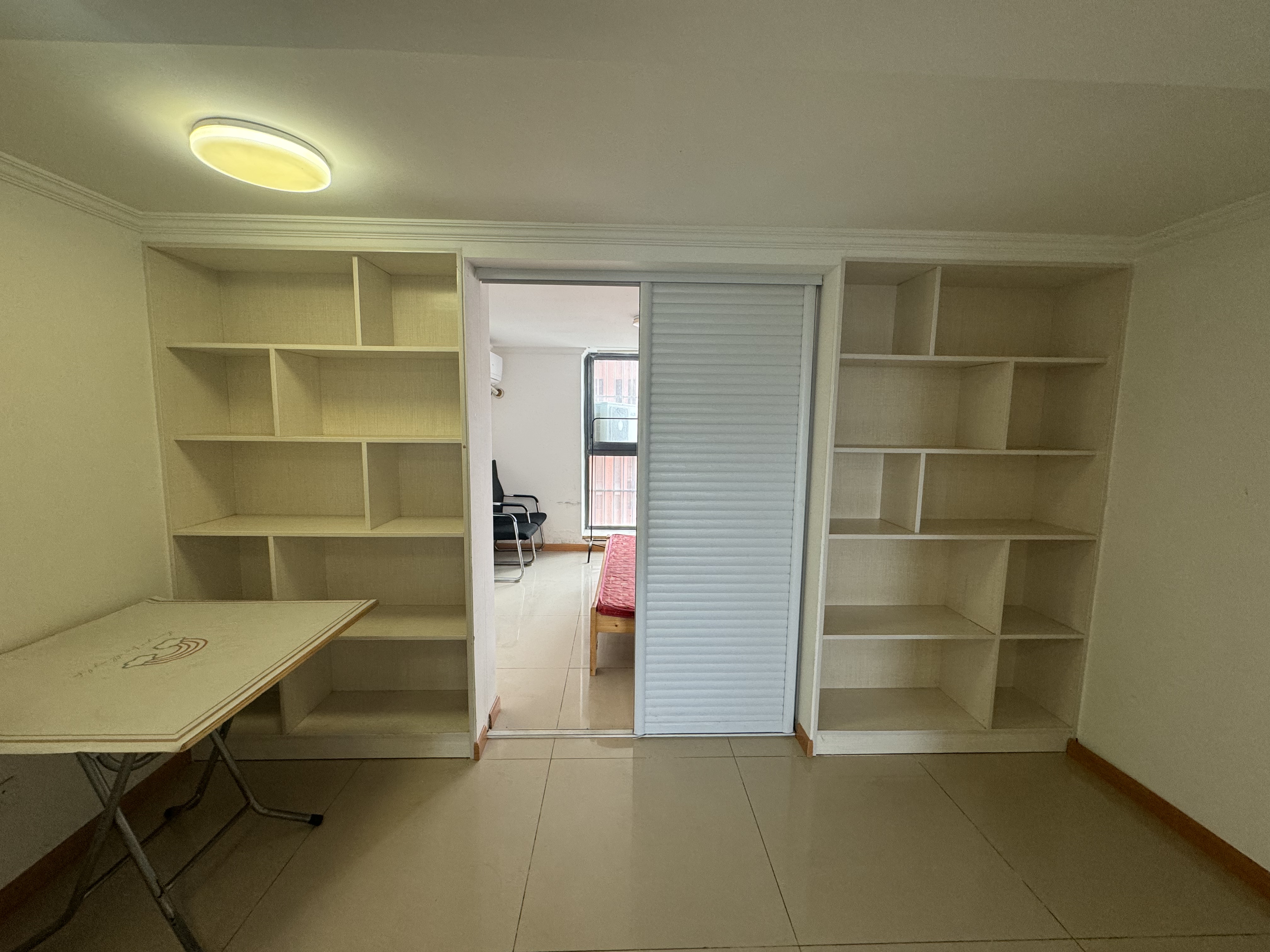 唐人公寓 1室1厅1卫 50m&sup2;