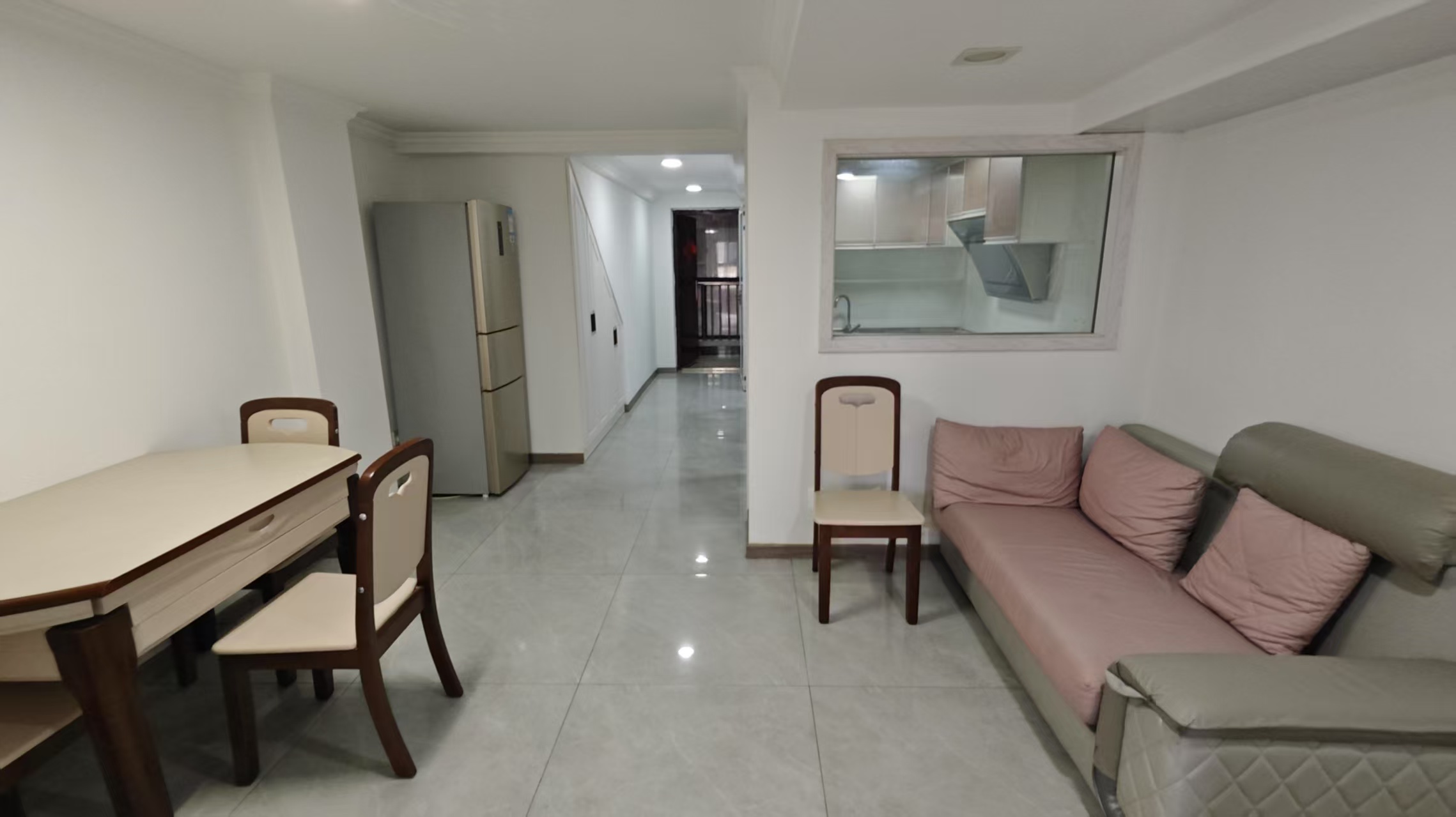 唐人公寓 1室1厅1卫 50m²
