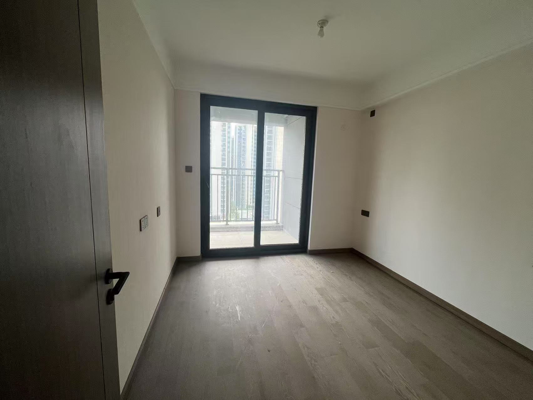 万科未来之光 3室2厅2卫 112m&sup2;