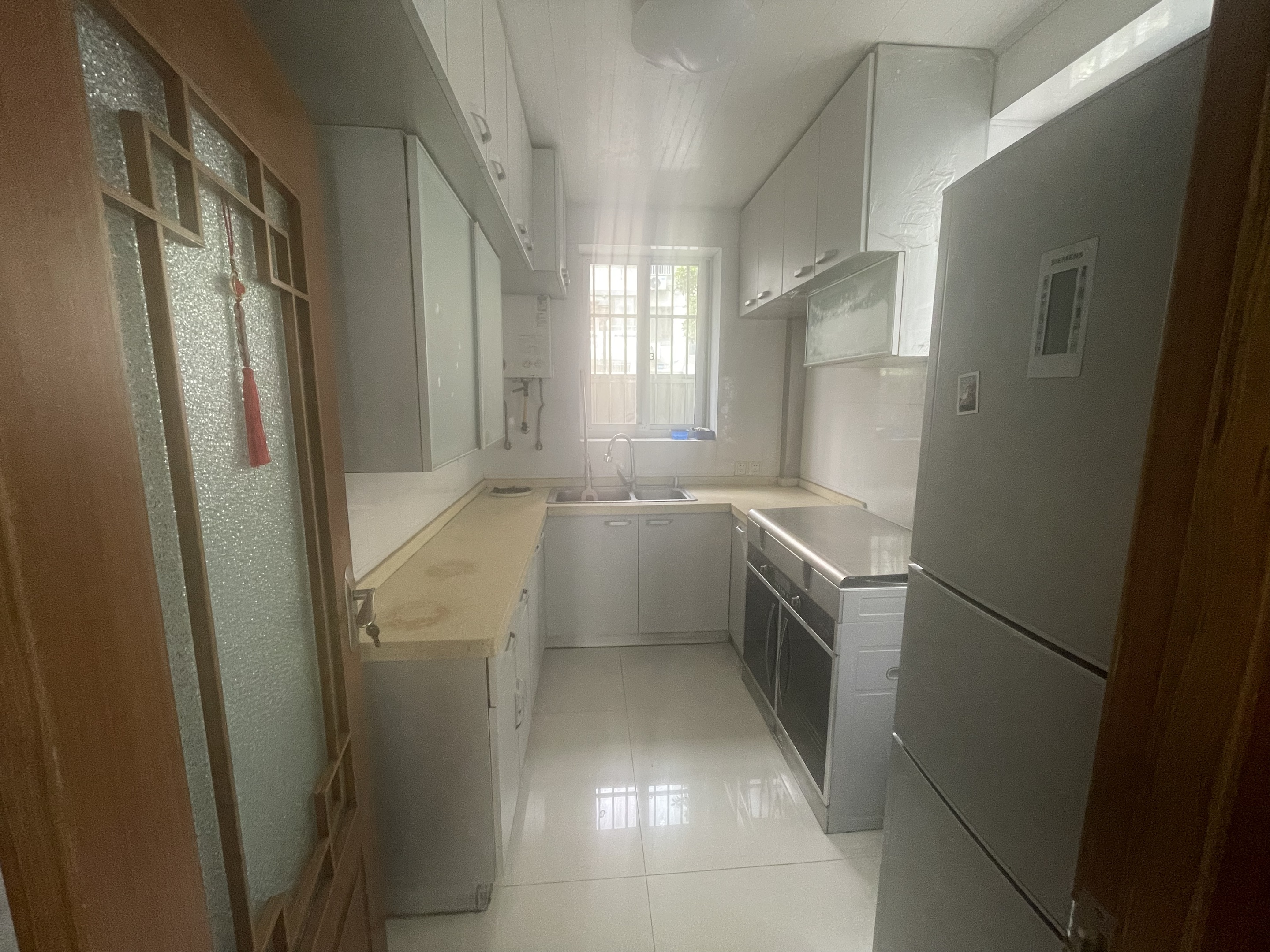 银花苑 2室1厅1卫 74m&sup2;