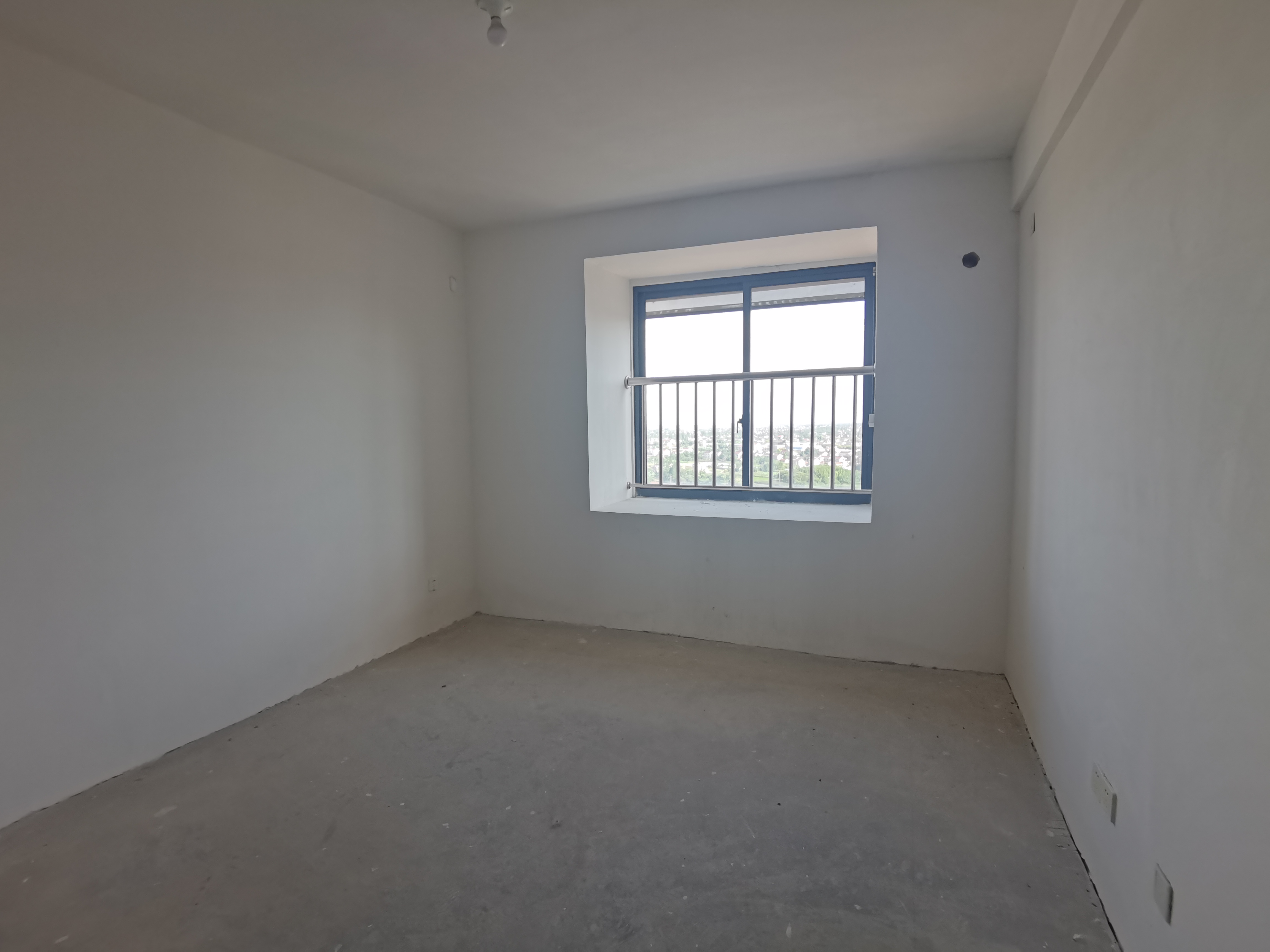 地纬金樽花园 3室2厅2卫 117m&sup2;