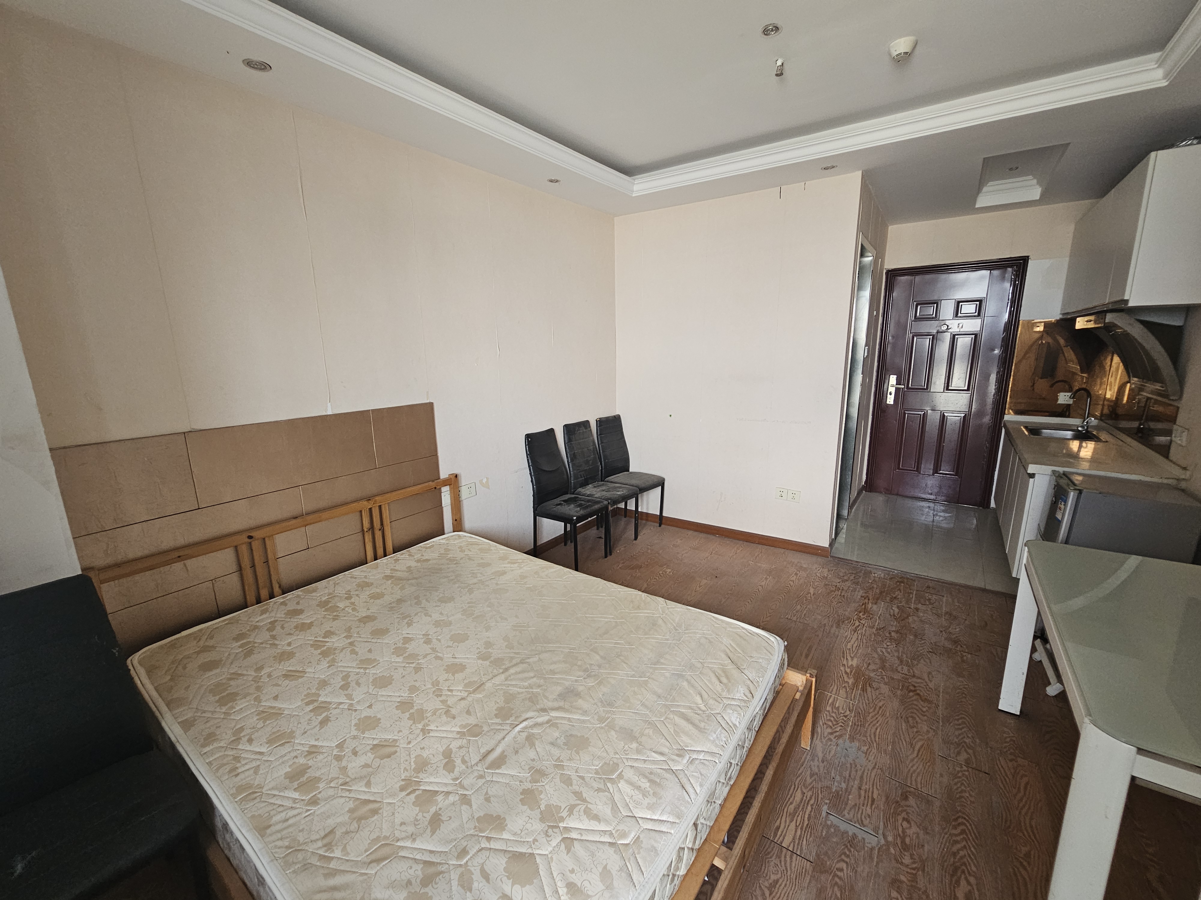 涌鑫八达通广场 1室1厅1卫 35m&sup2;