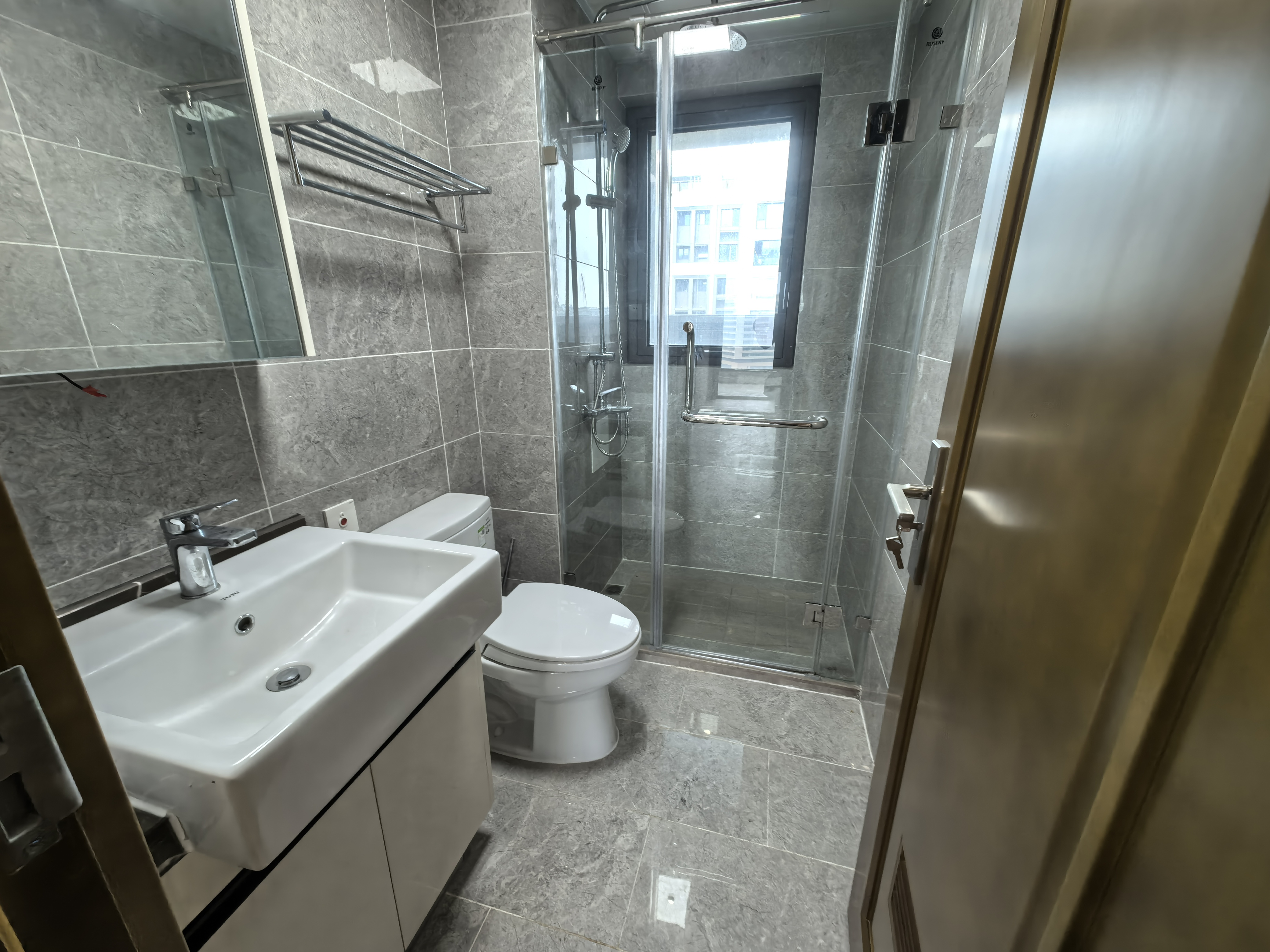 远创东樾 4室2厅3卫 154.84m&sup2;