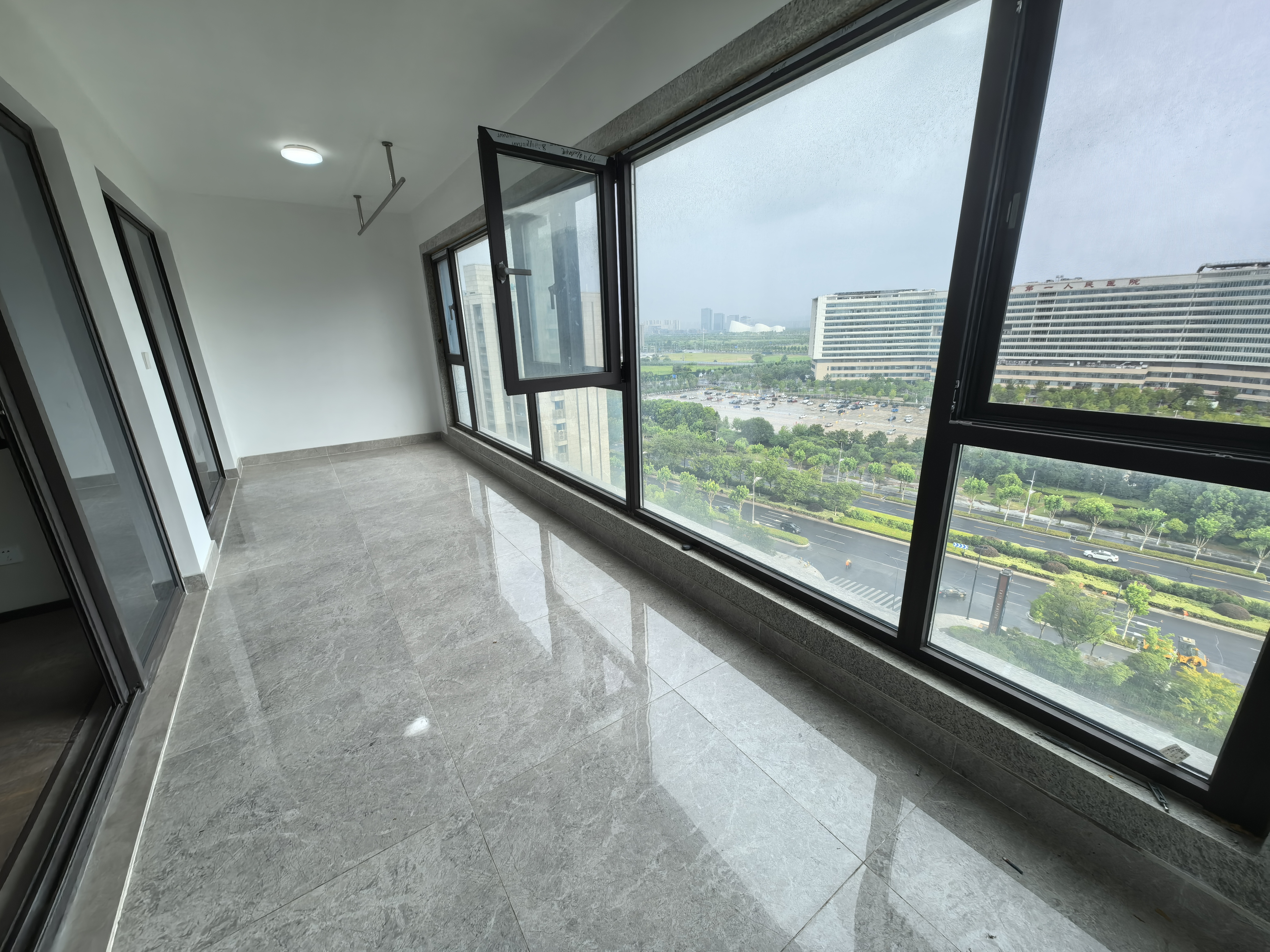 远创东樾 4室2厅3卫 154.84m&sup2;