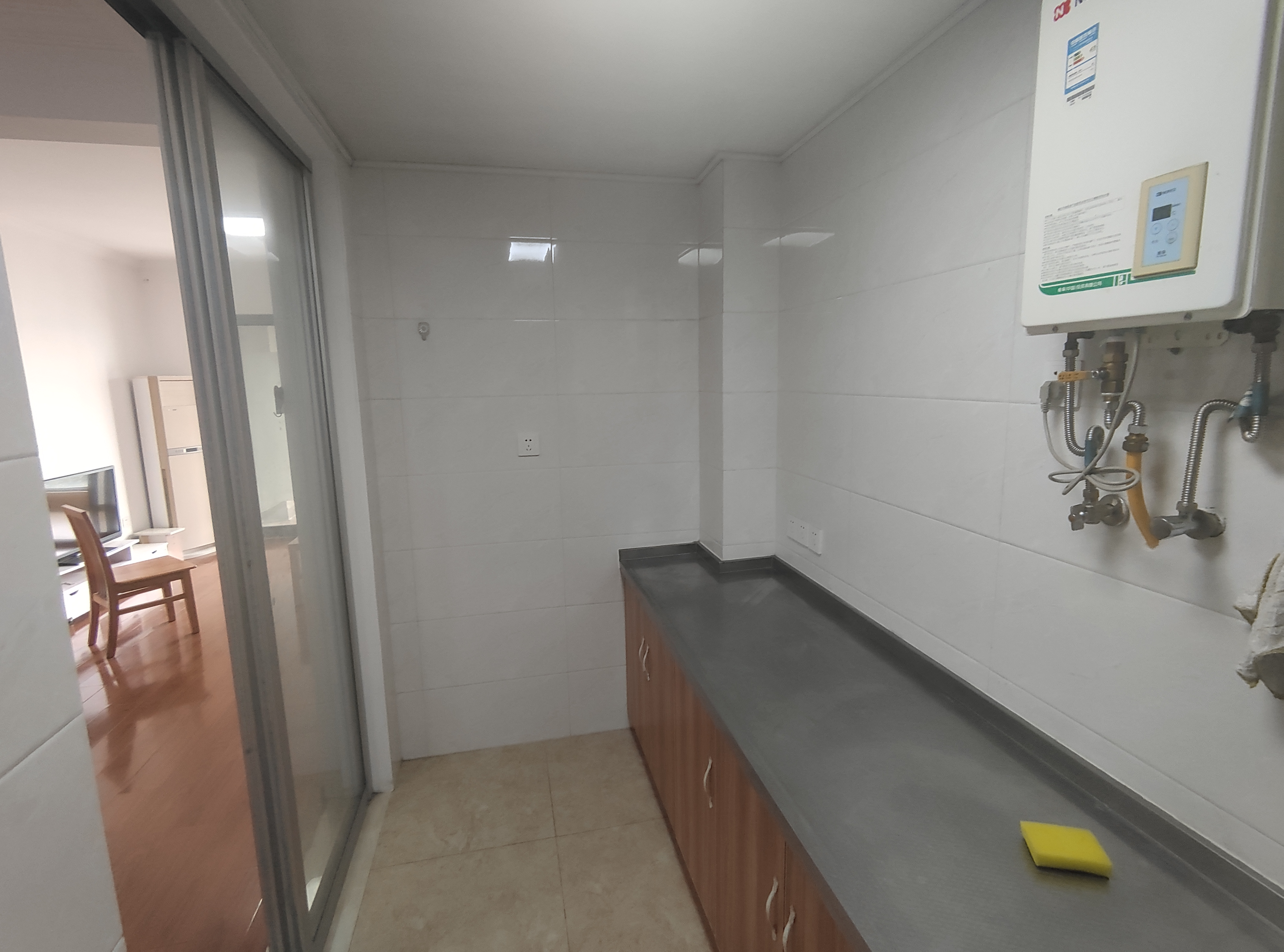 皇家花园北区 3室2厅1卫 96m&sup2;