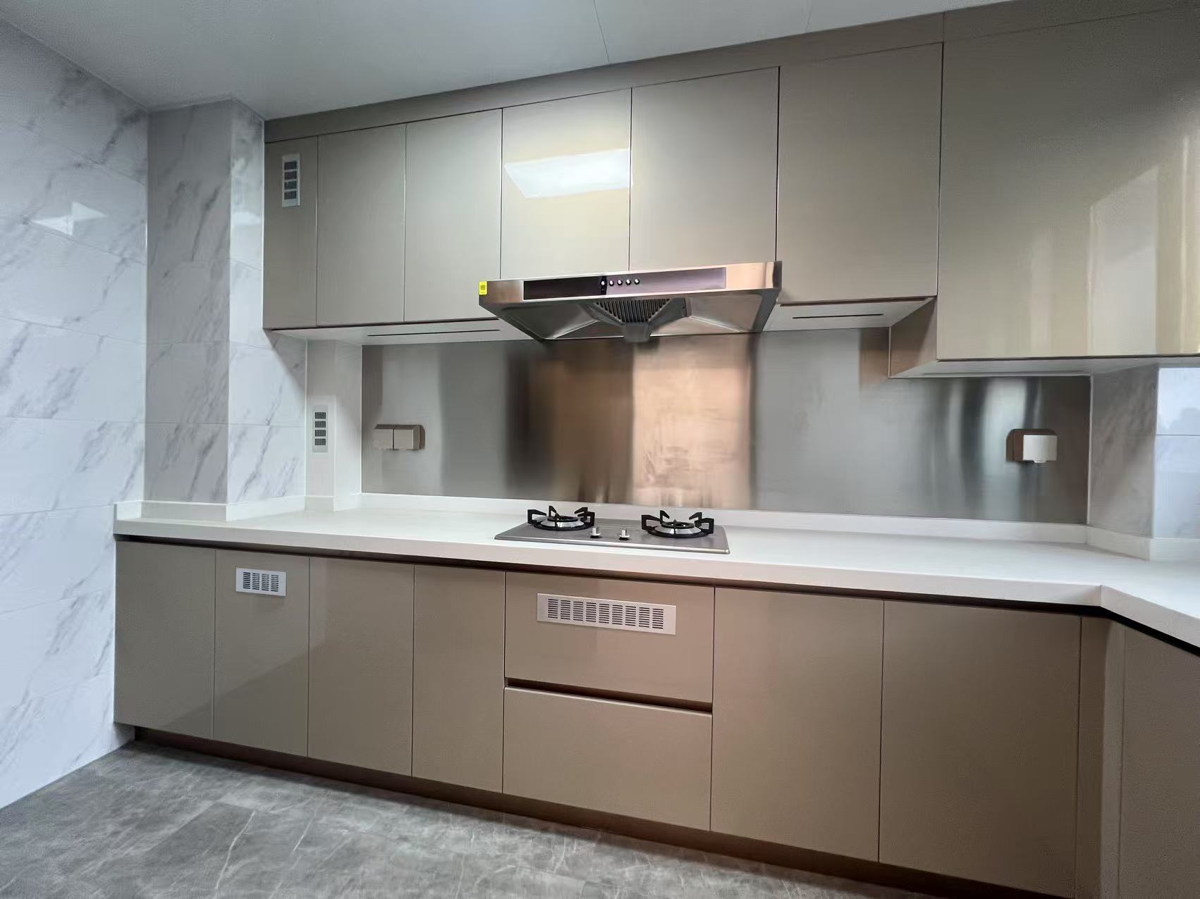 中海上东区 4室2厅2卫 144m&sup2;