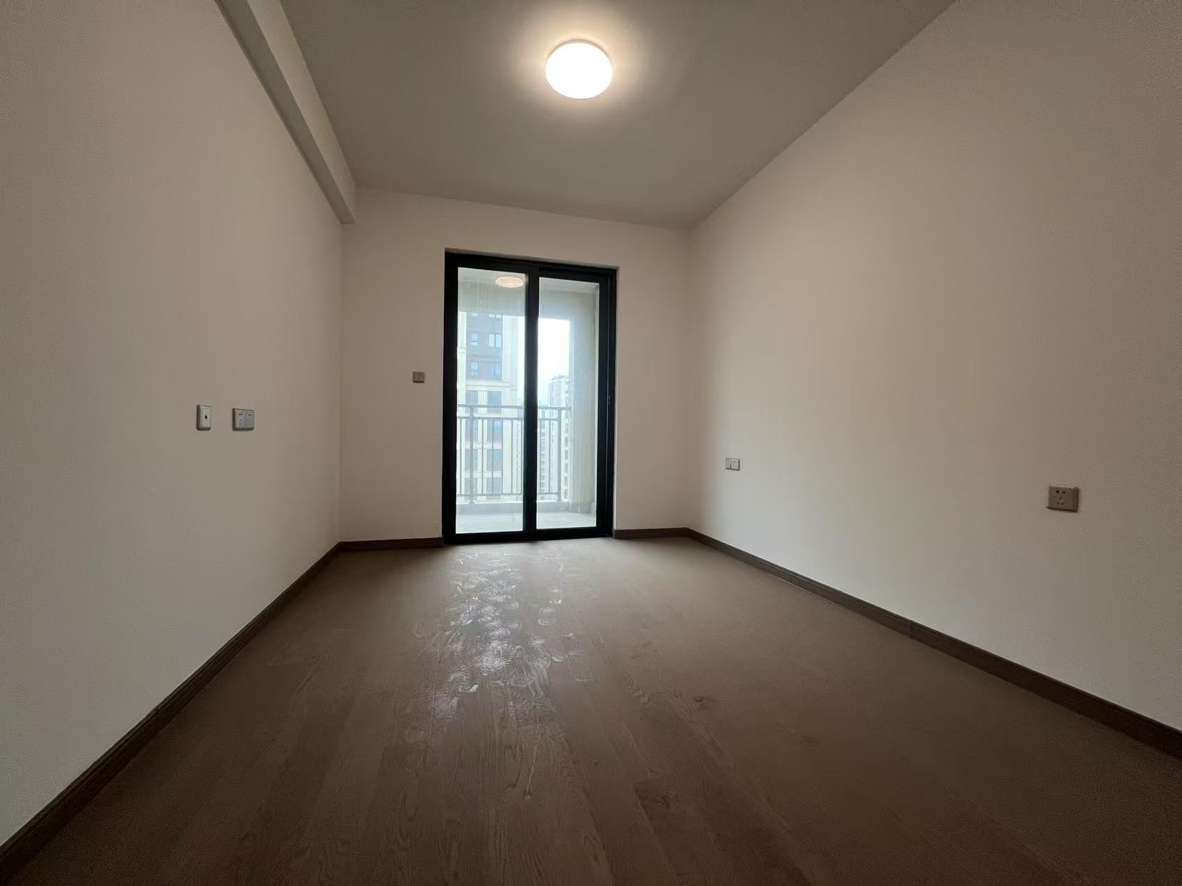 中海上东区 4室2厅2卫 144m&sup2;