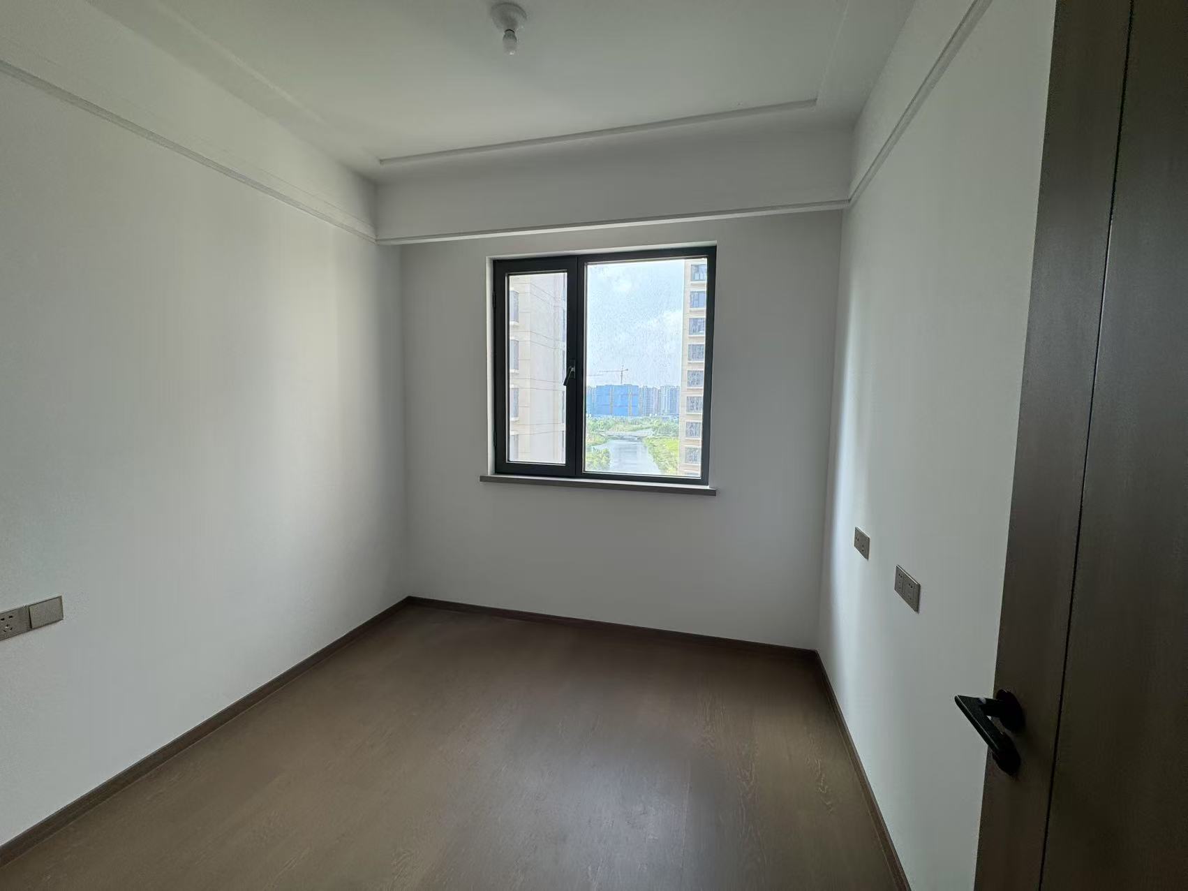 华宇锦绣澜湾 4室2厅2卫 143m&sup2;