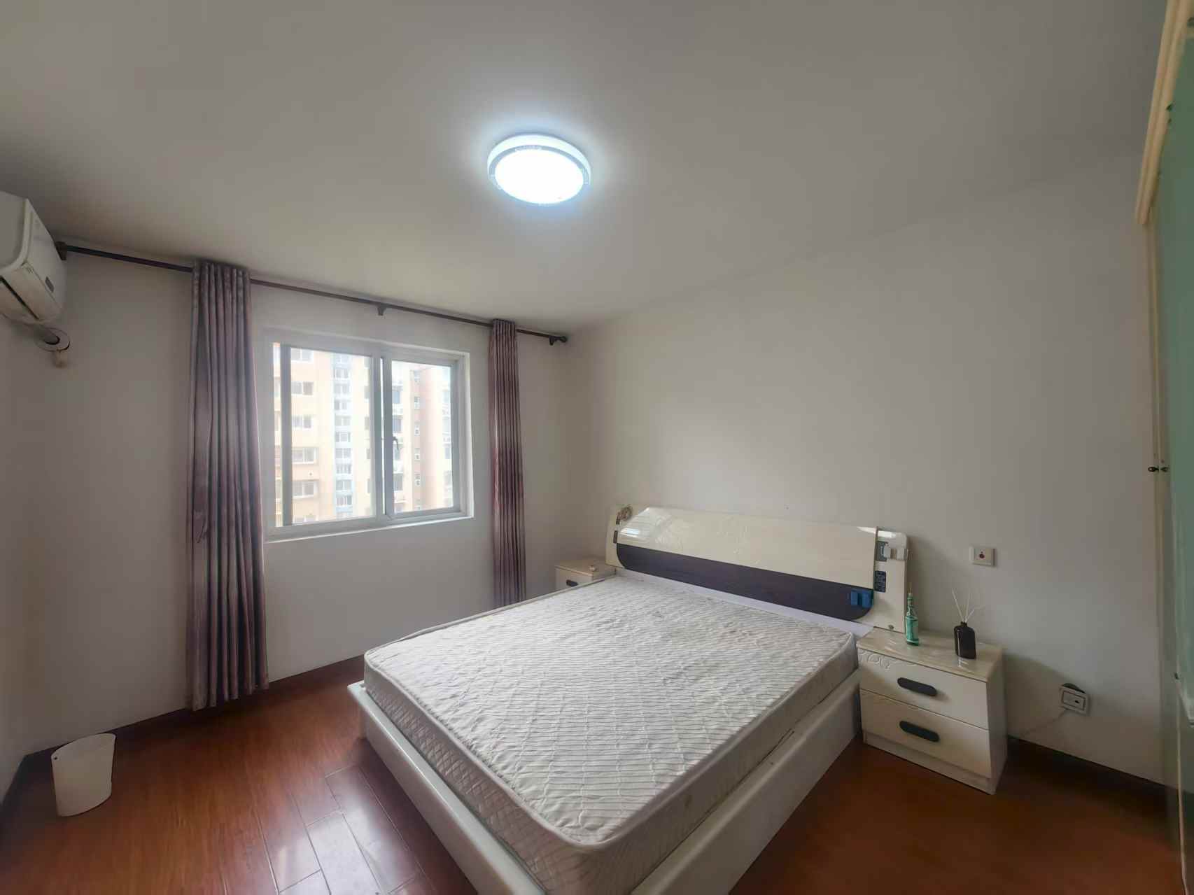 紫东花苑 2室2厅1卫 93m&sup2;