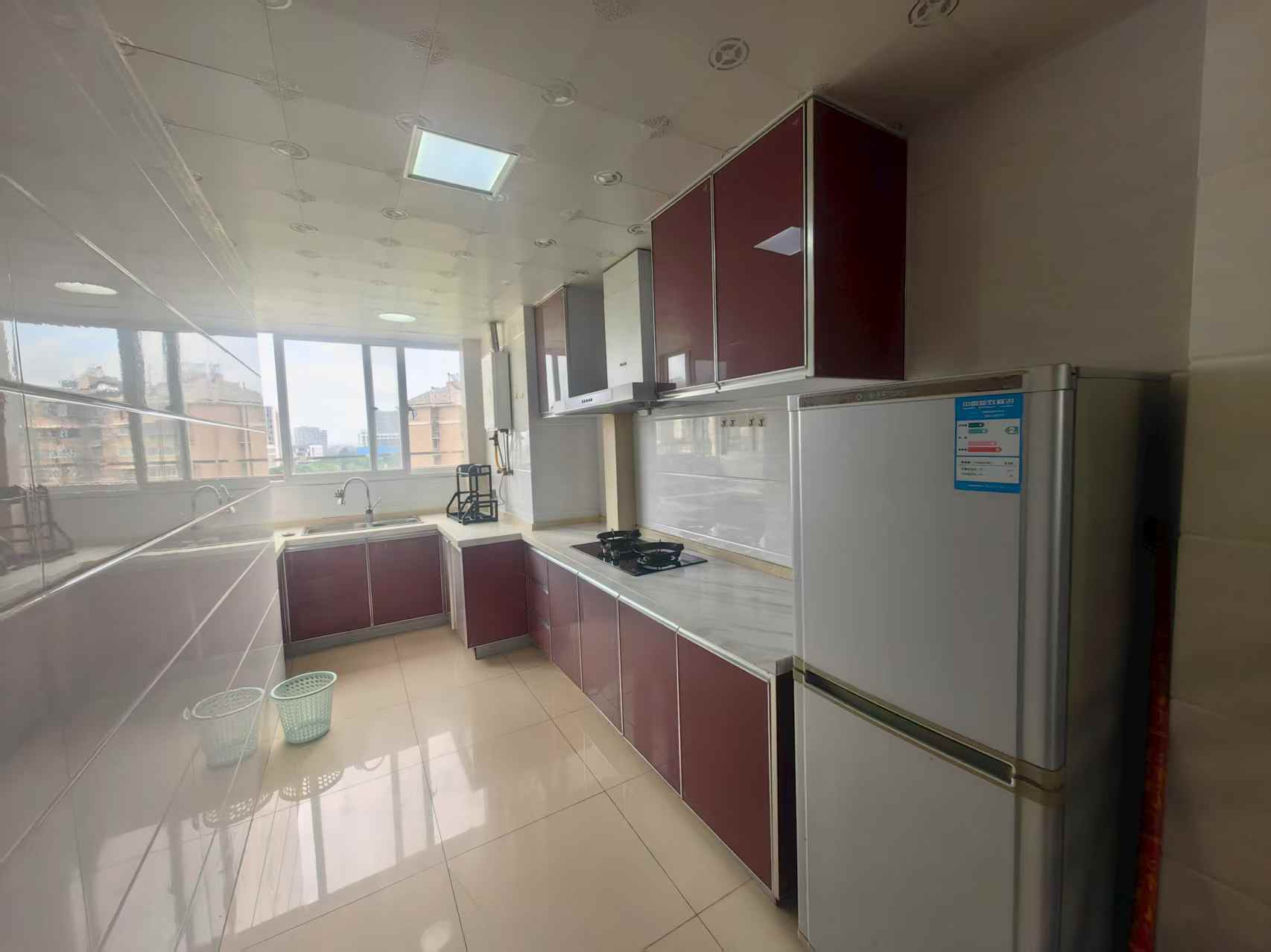 紫东花苑 2室2厅1卫 93m&sup2;