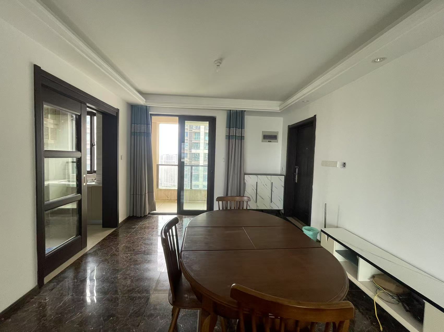 云樾东方 3室2厅2卫 134.41m&sup2;