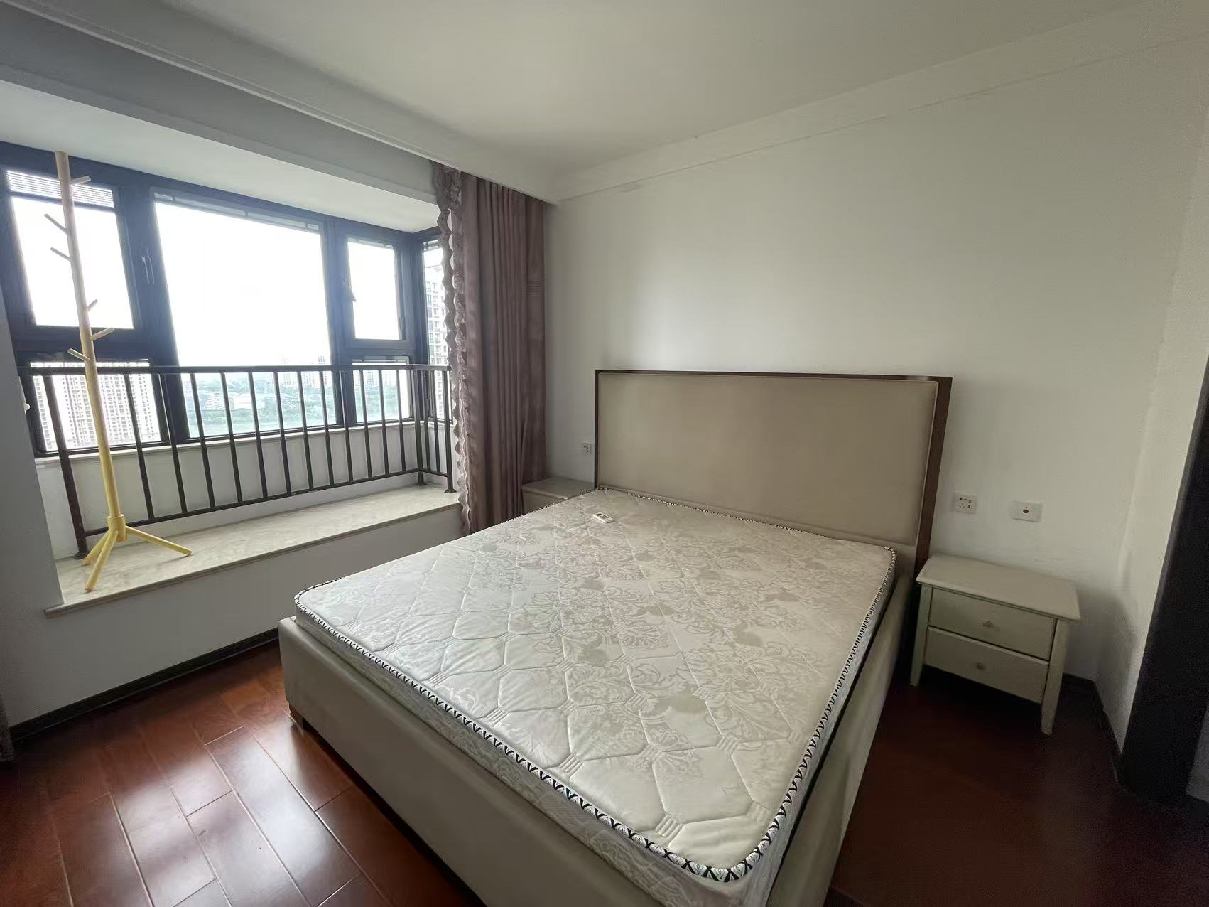 云樾东方 3室2厅2卫 134.41m&sup2;