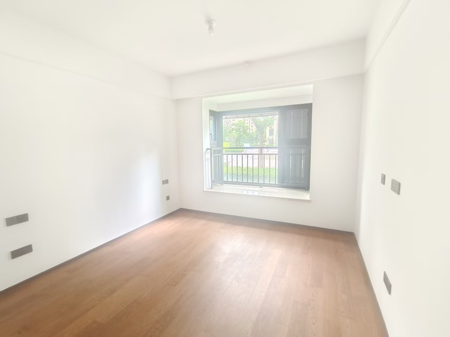 春风南岸东园 3室2厅2卫 122.45m&sup2;