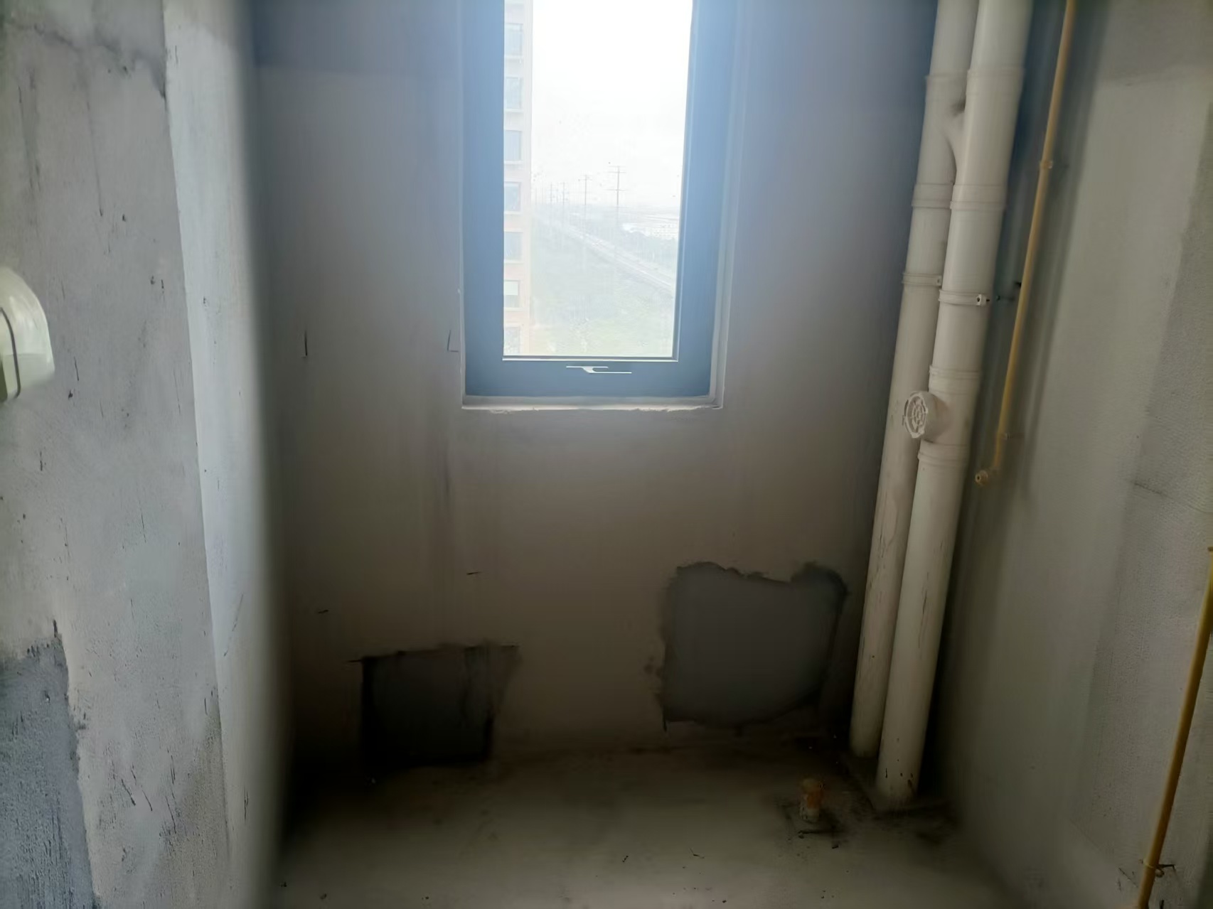 绿地新里城 3室2厅2卫 106m&sup2;