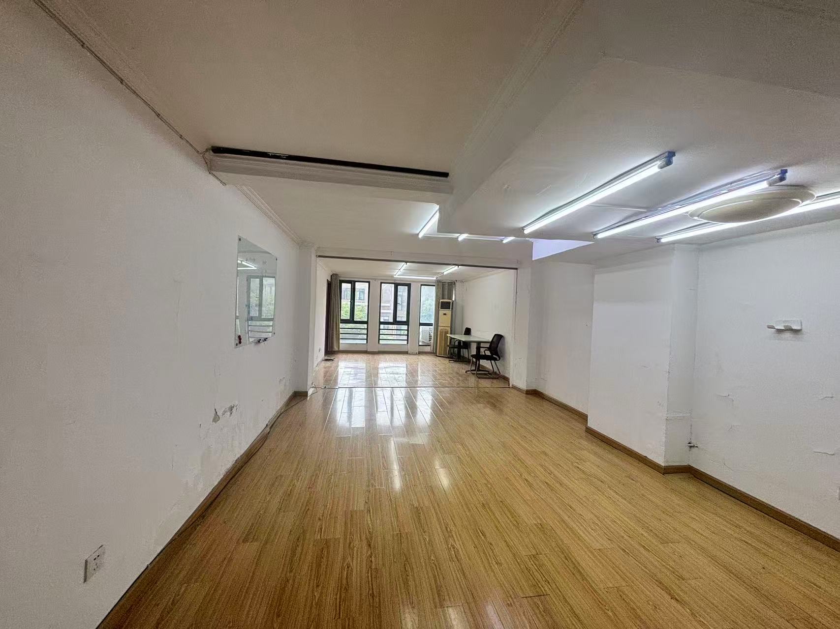 东景国际 3室1厅1卫 97m&sup2;