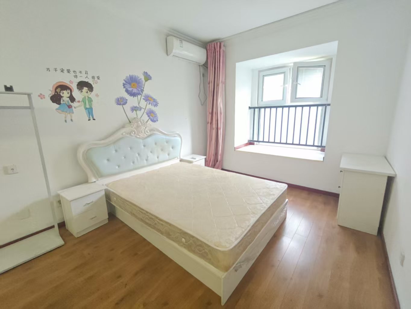 世茂九龙庭 2室2厅1卫 89m&sup2;