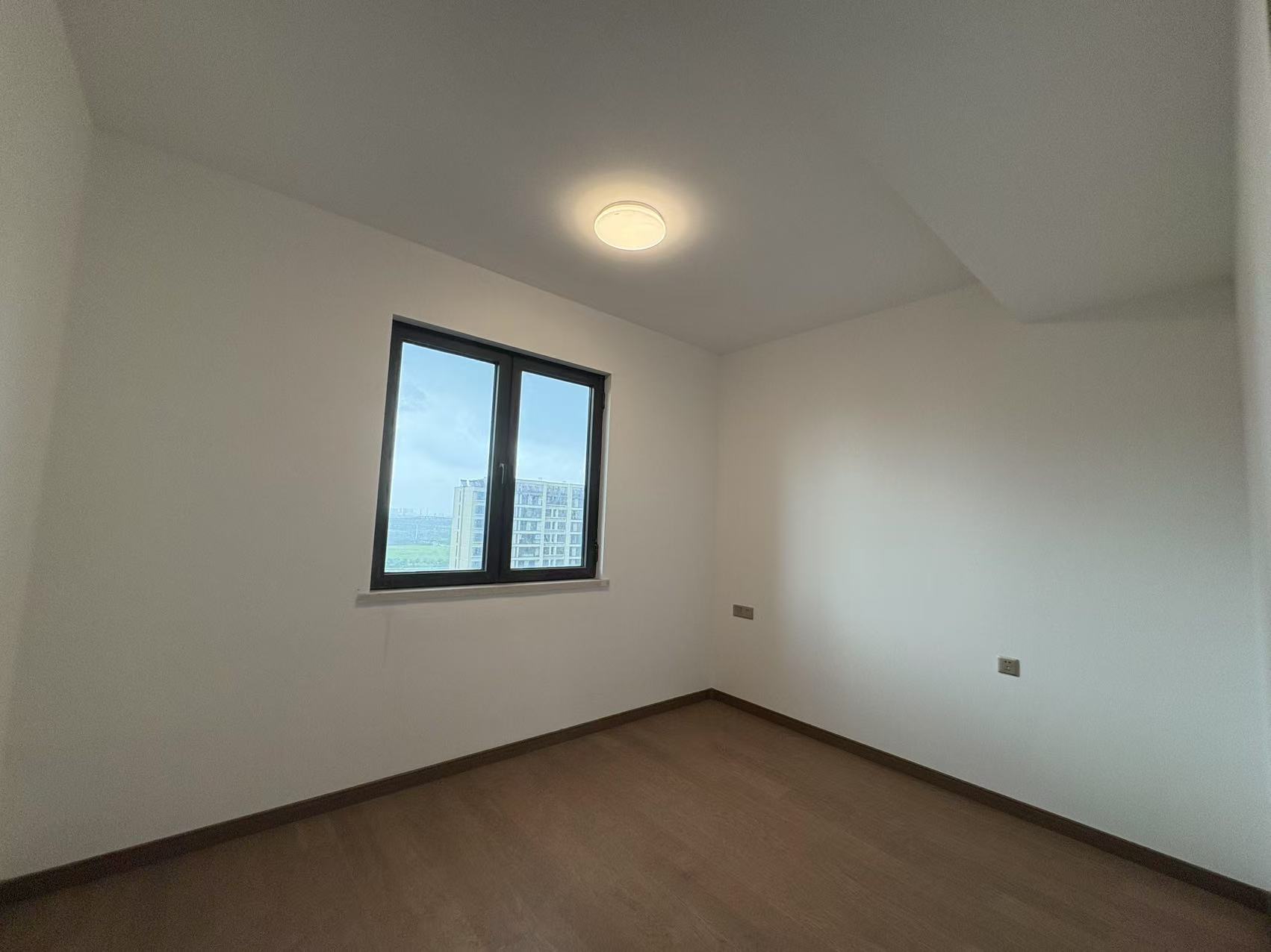 中海上东区 3室1厅2卫 125.32m&sup2;