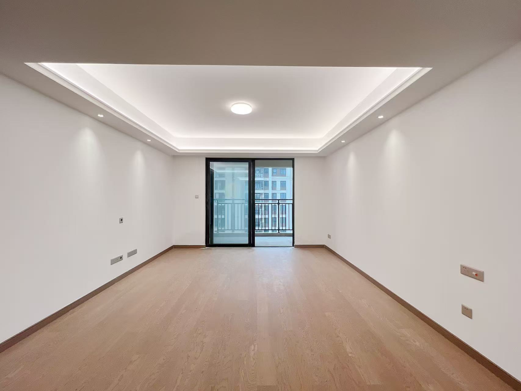 中海上东区 4室2厅2卫 142.21m&sup2;
