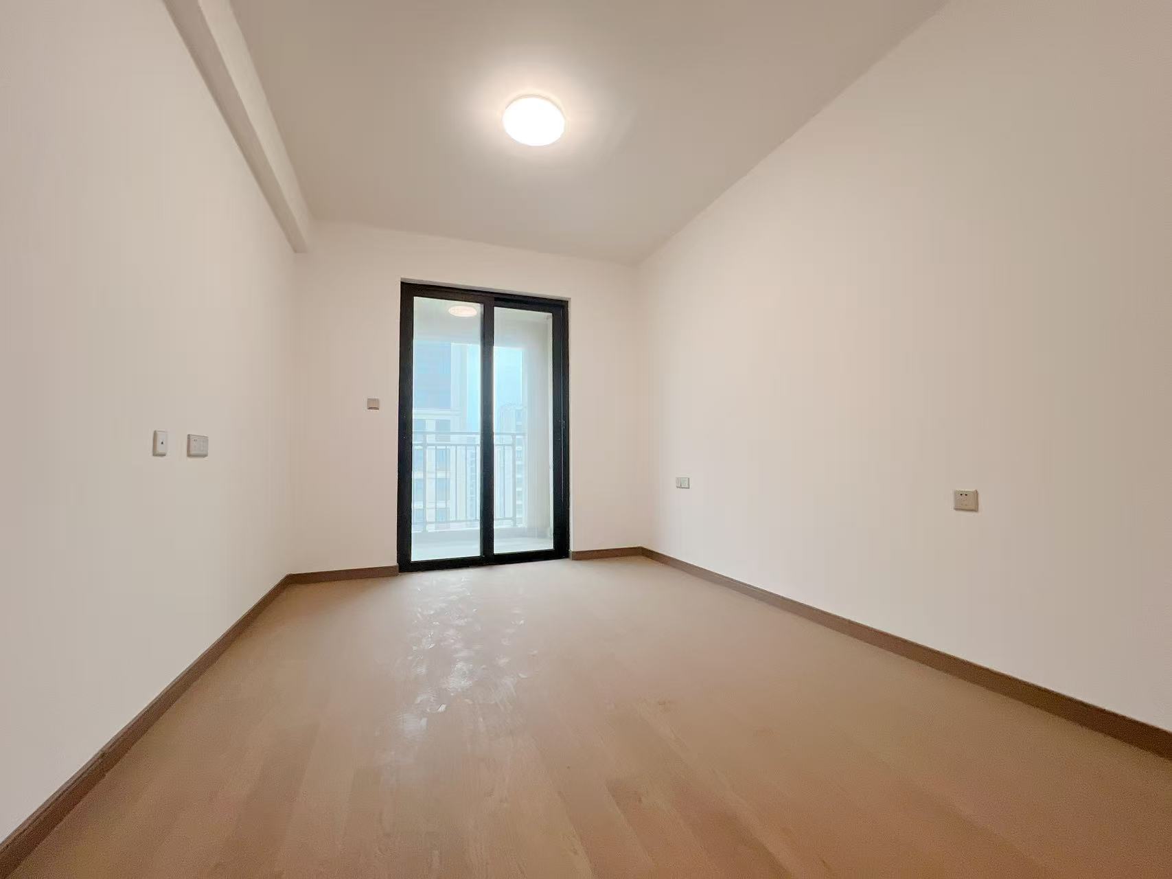 中海上东区 4室2厅2卫 142.21m&sup2;
