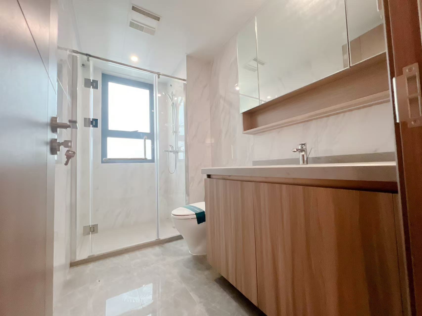 中海上东区 4室2厅2卫 142.21m&sup2;