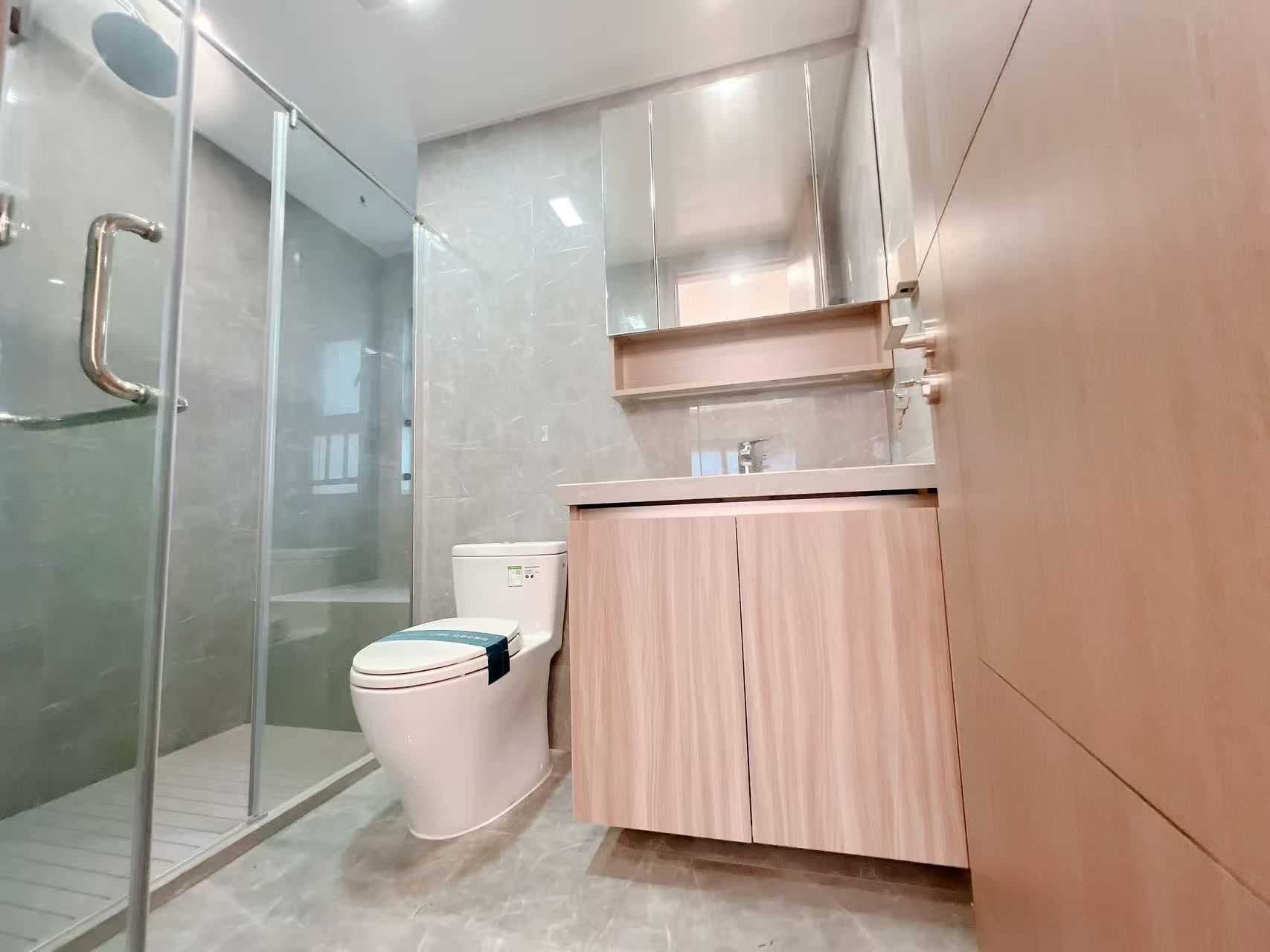 中海上东区 4室2厅2卫 142.21m&sup2;