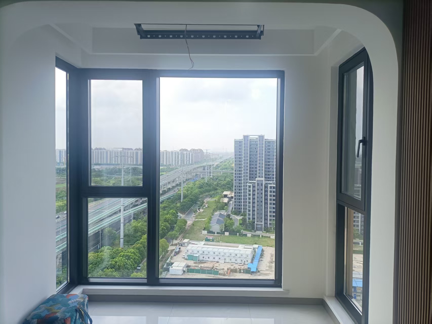 绿地新里城 3室1厅1卫 91m&sup2;
