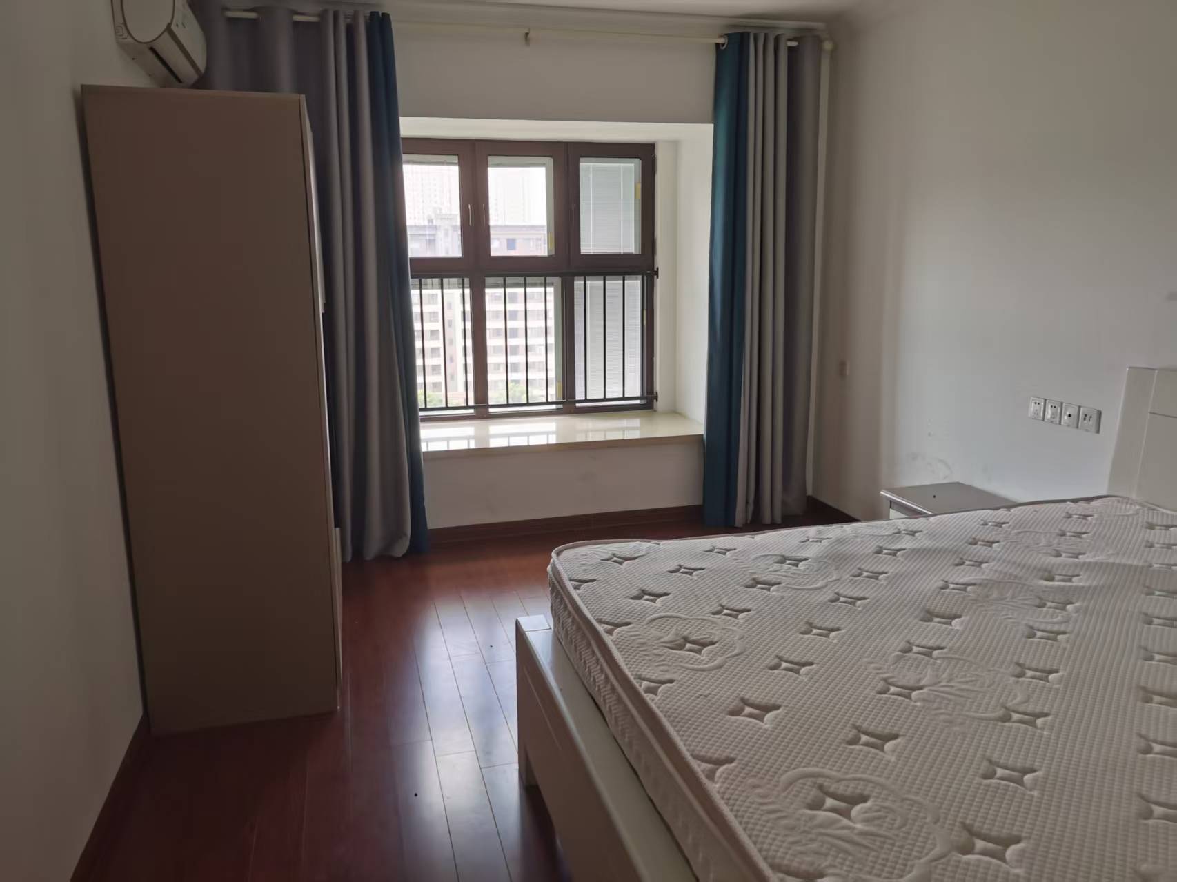 南通碧桂园翡翠华府 4室2厅2卫 142m&sup2;