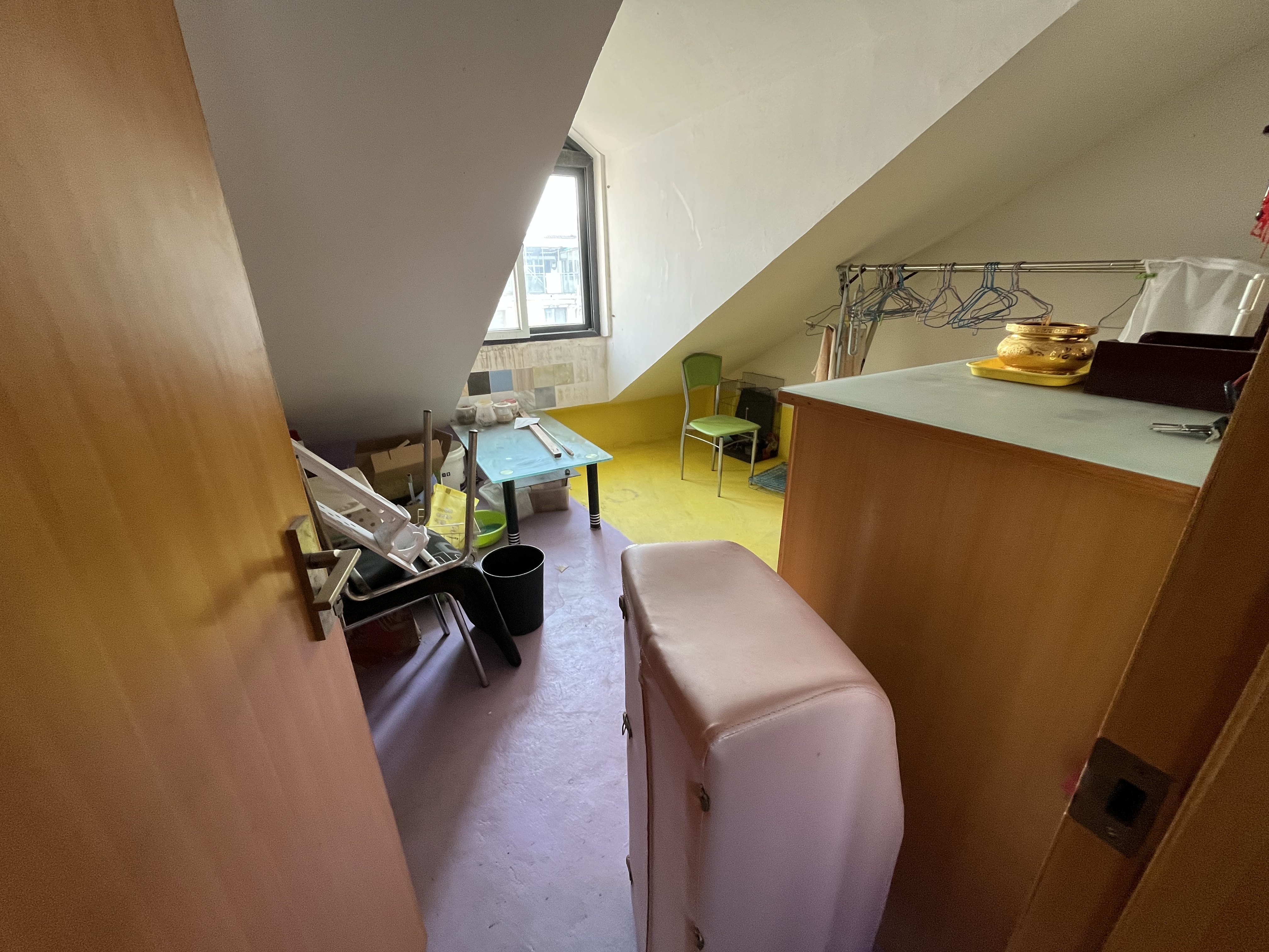 星宇花园 4室2厅1卫 108.00m&sup2;