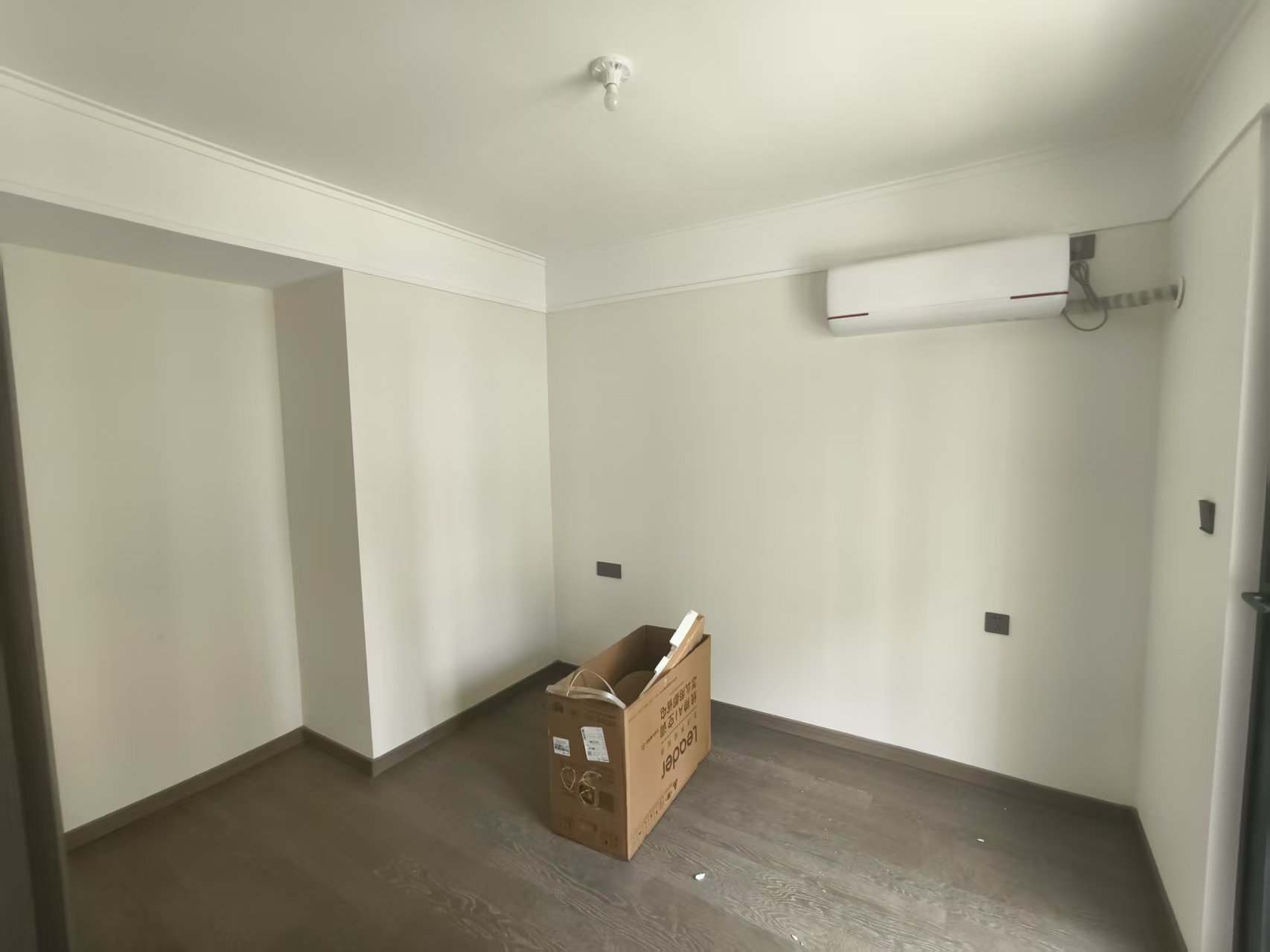 万科未来之光 3室2厅1卫 100.00m&sup2;